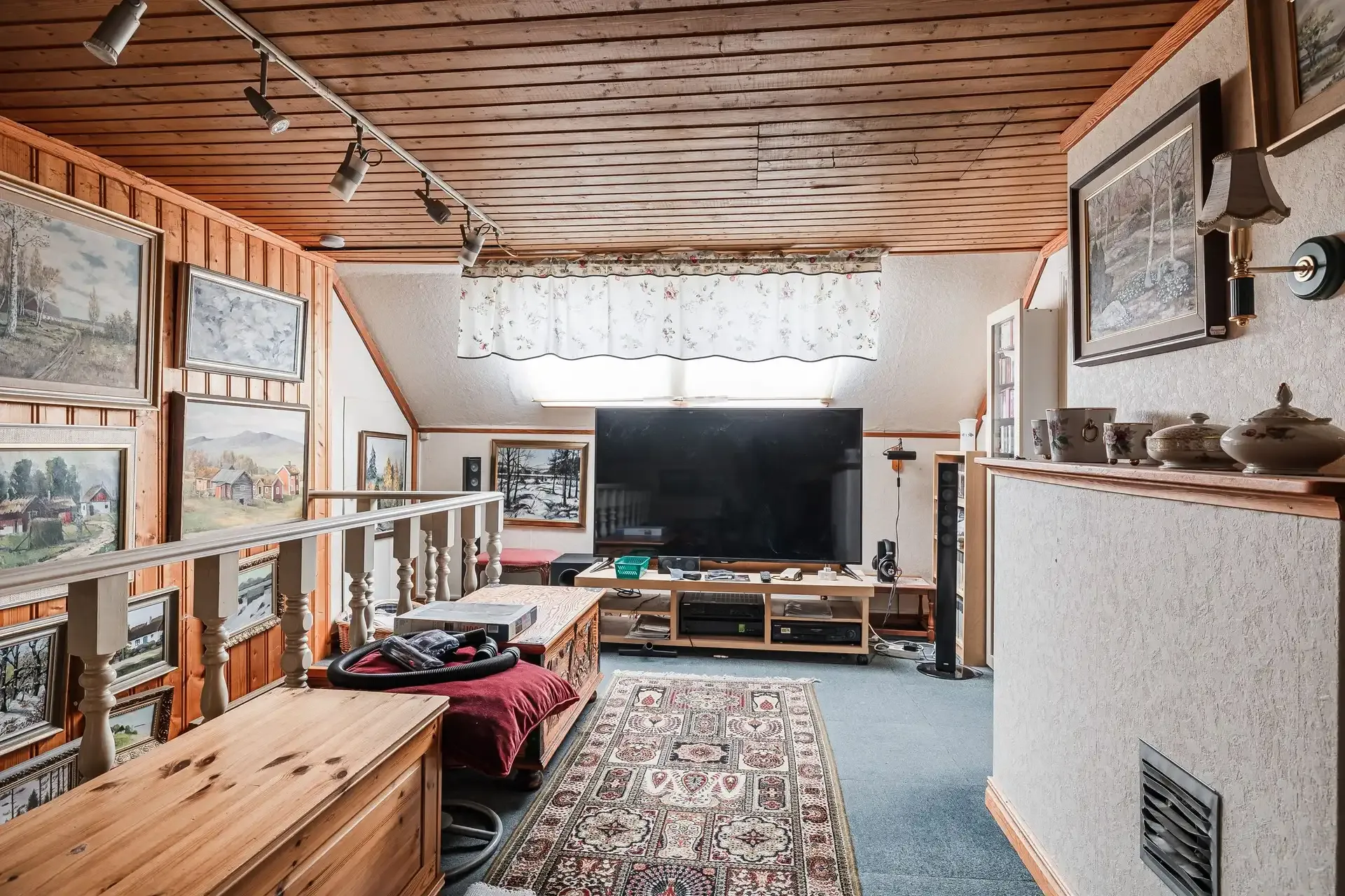 Early 1900s Swedish Country House with Expansive Garden in Jönköping - View image 19 of 28