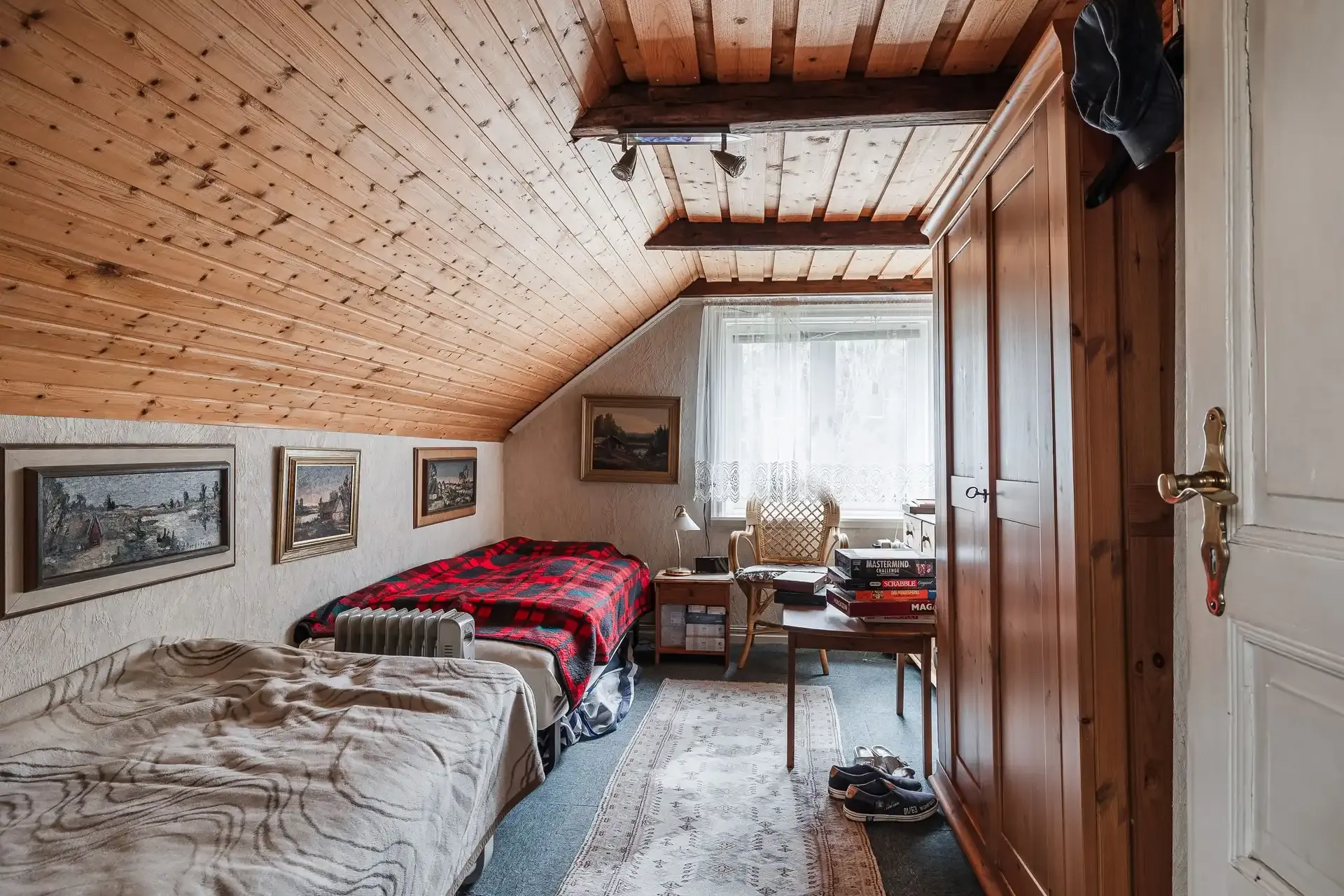 Early 1900s Swedish Country House with Expansive Garden in Jönköping - View image 21 of 28