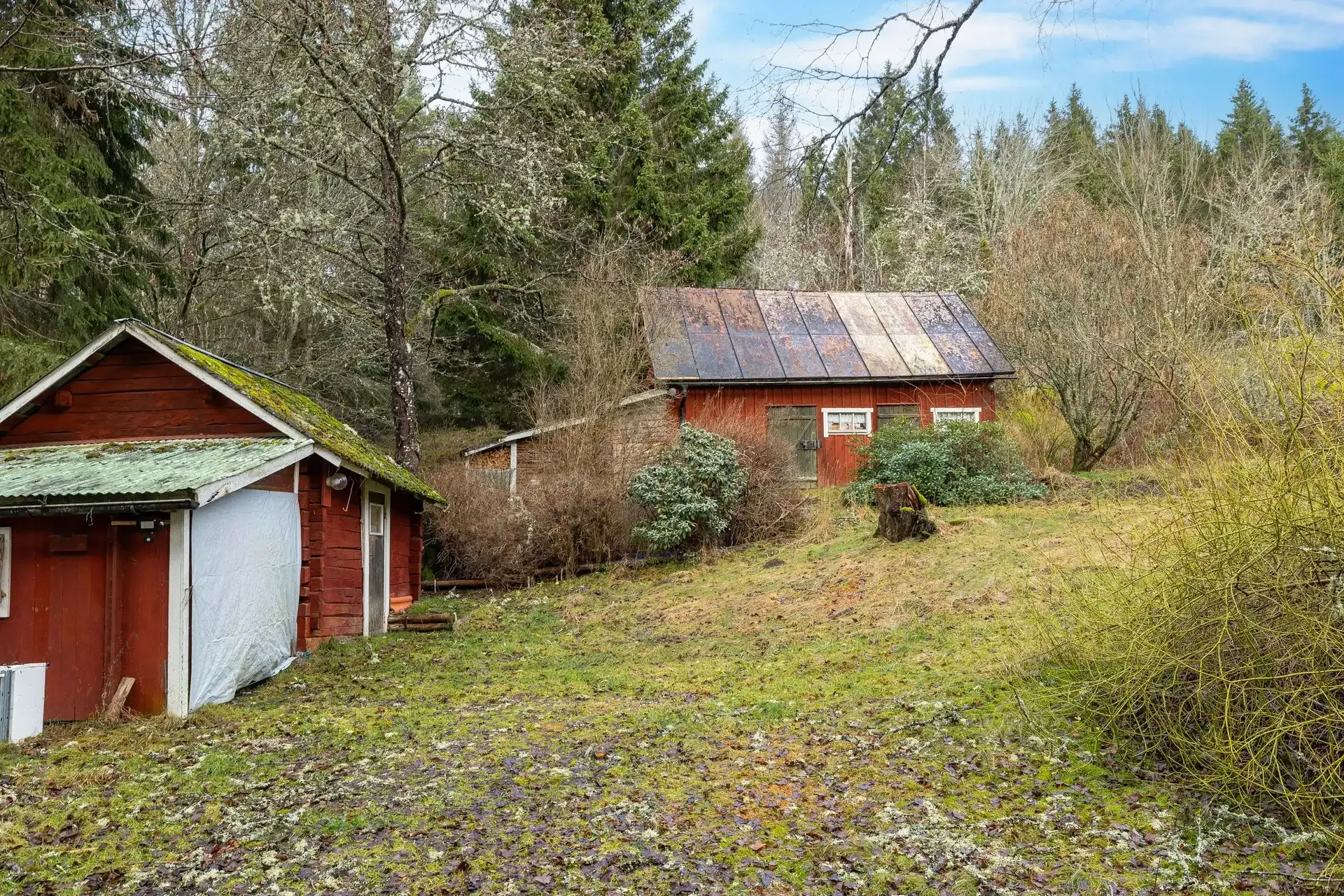 Early 1900s Swedish Country House with Expansive Garden in Jönköping - View image 25 of 28