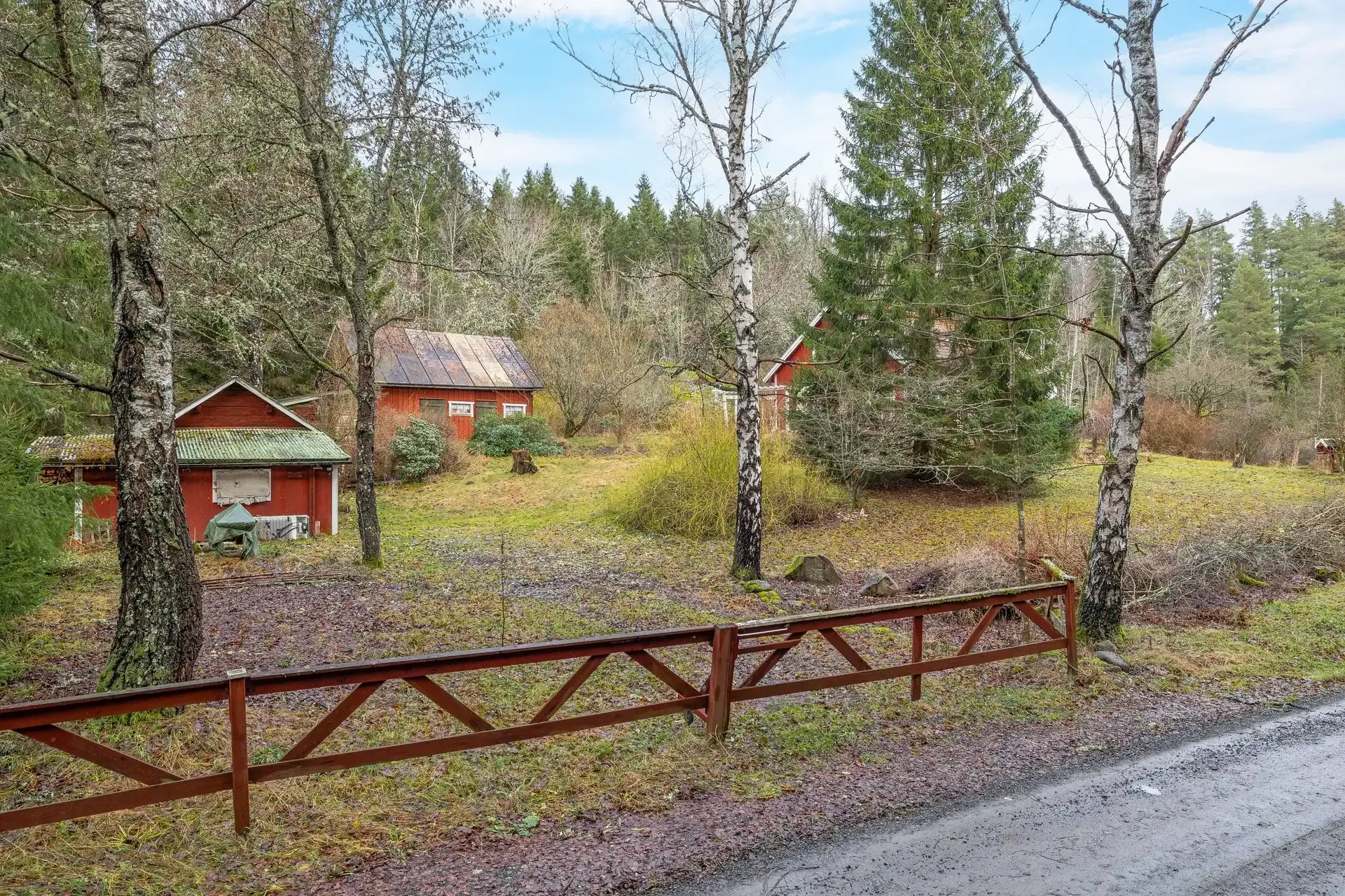 Early 1900s Swedish Country House with Expansive Garden in Jönköping - View image 26 of 28
