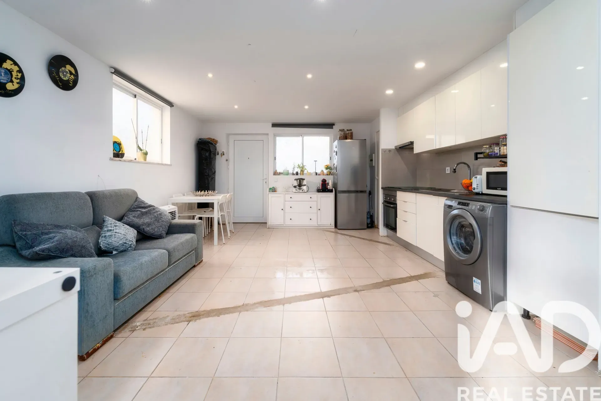 5-Bedroom Villa with Pool and Terrace in Quarteira, Portugal - View image 34 of 39