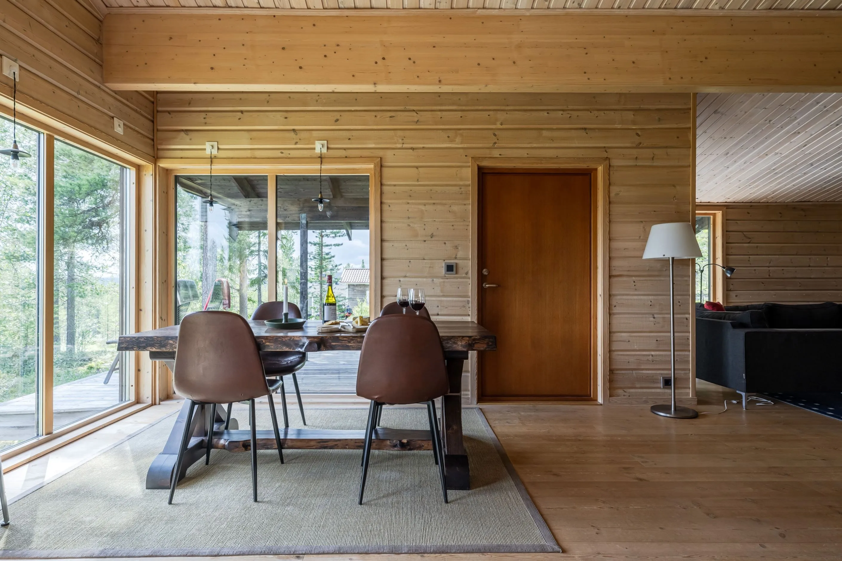 1970s Swedish 3-Bedroom House with Expansive Views of Lofsdalen - View image 12 of 36