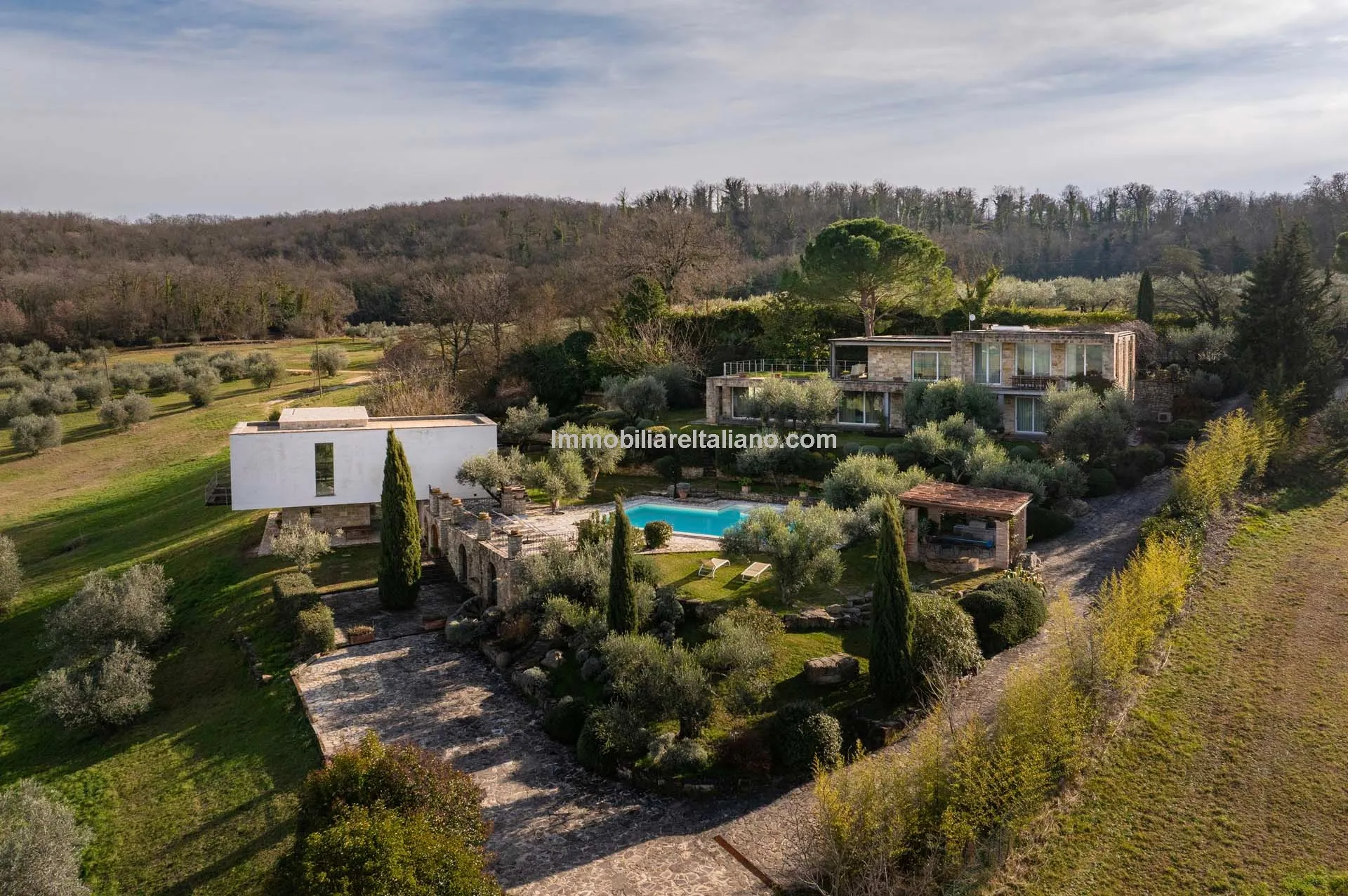 Contemporary 4-Bedroom Villa with Pool and Gardens in Scenic Todi, Umbria - Image 1