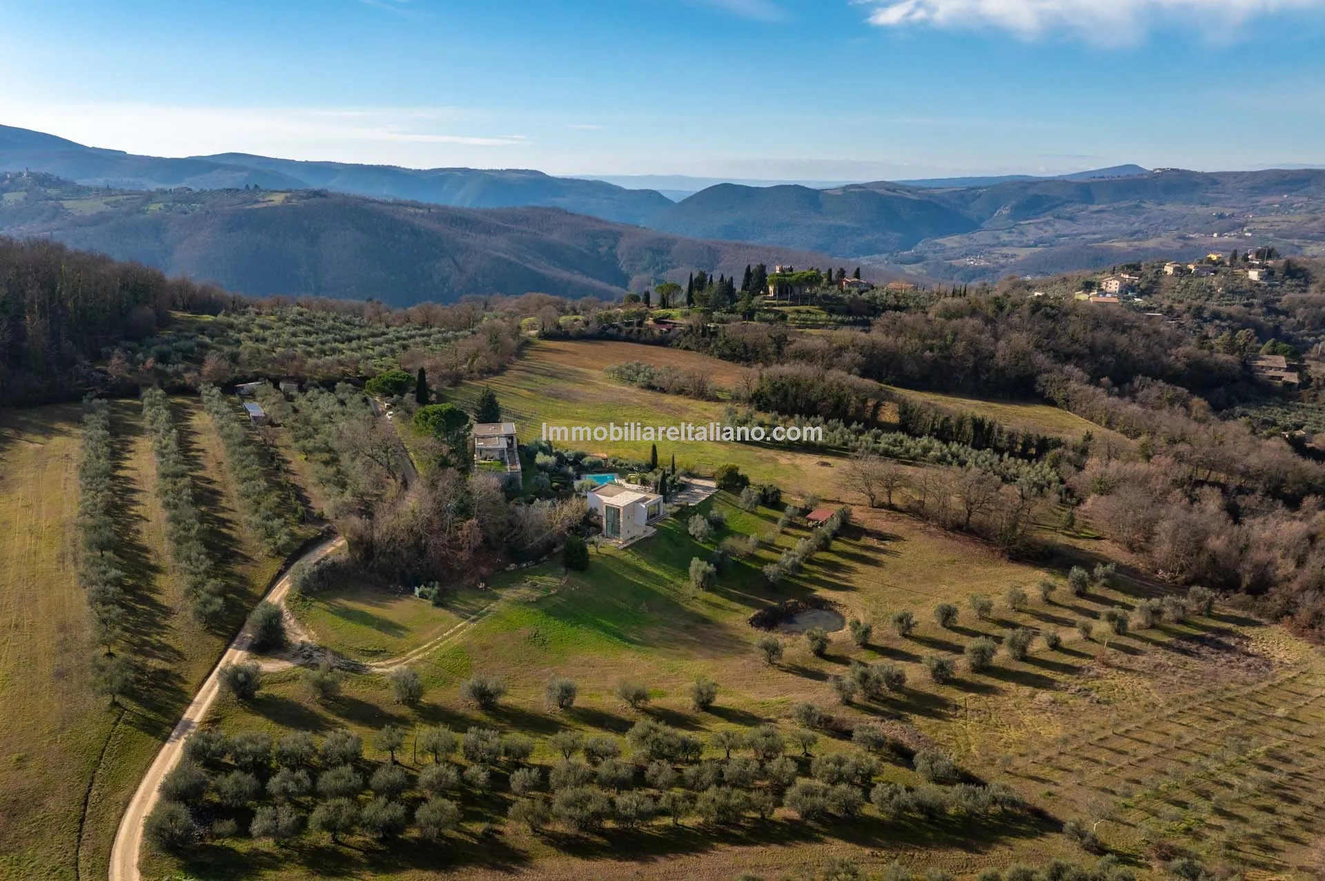 Contemporary 4-Bedroom Villa with Pool and Gardens in Scenic Todi, Umbria - View image 17 of 72