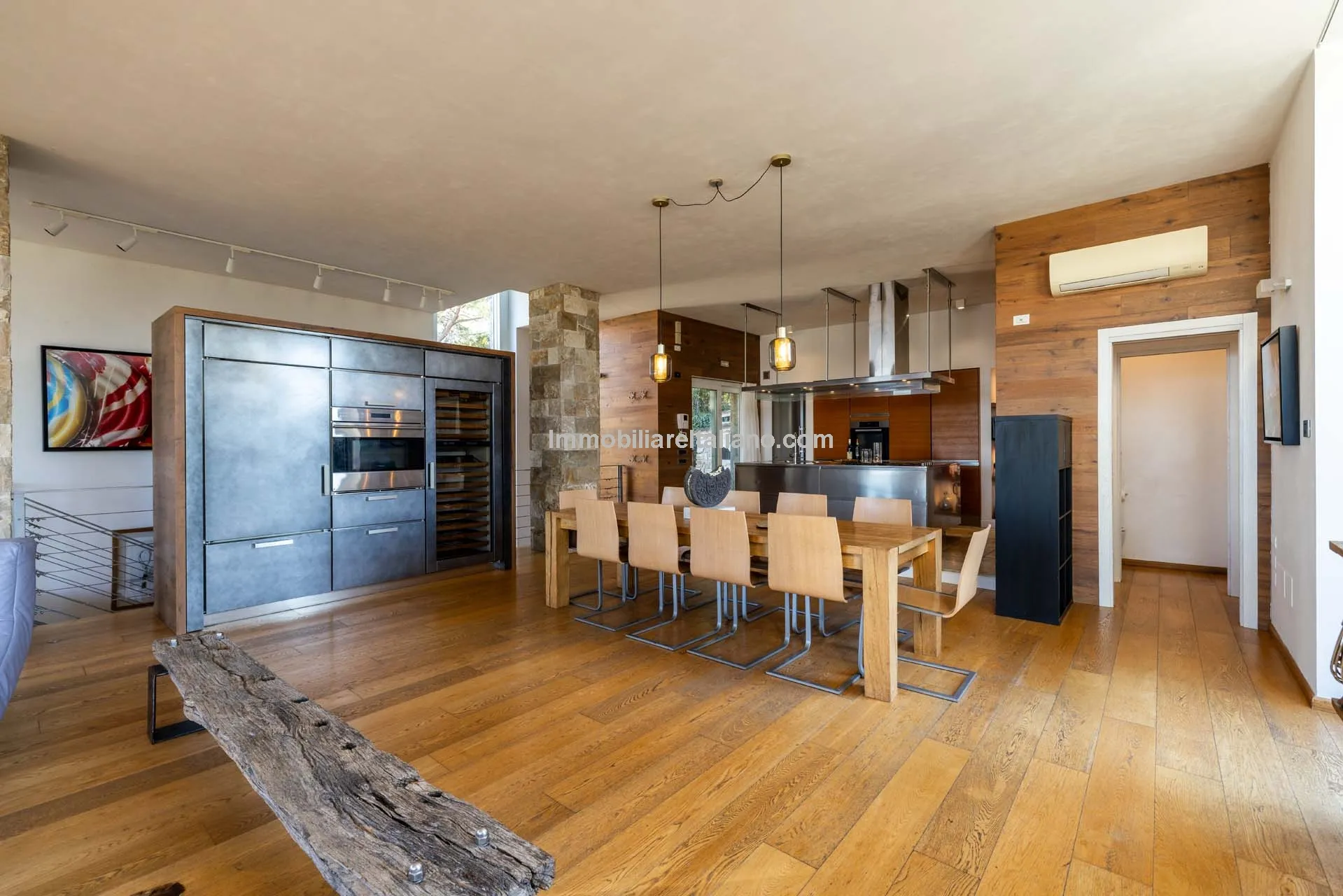 Contemporary 4-Bedroom Villa with Pool and Gardens in Scenic Todi, Umbria - View image 23 of 72