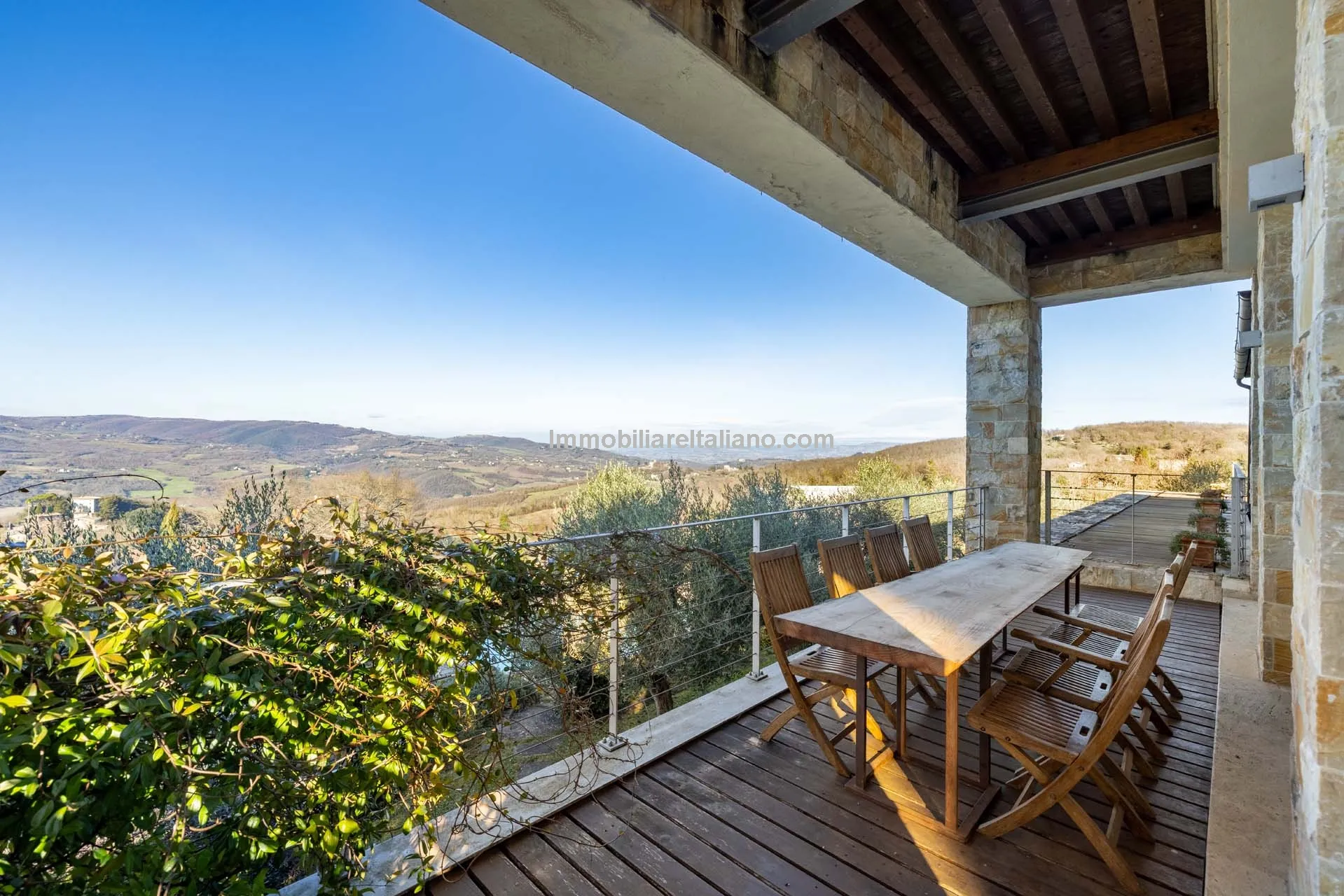 Contemporary 4-Bedroom Villa with Pool and Gardens in Scenic Todi, Umbria - View image 33 of 72