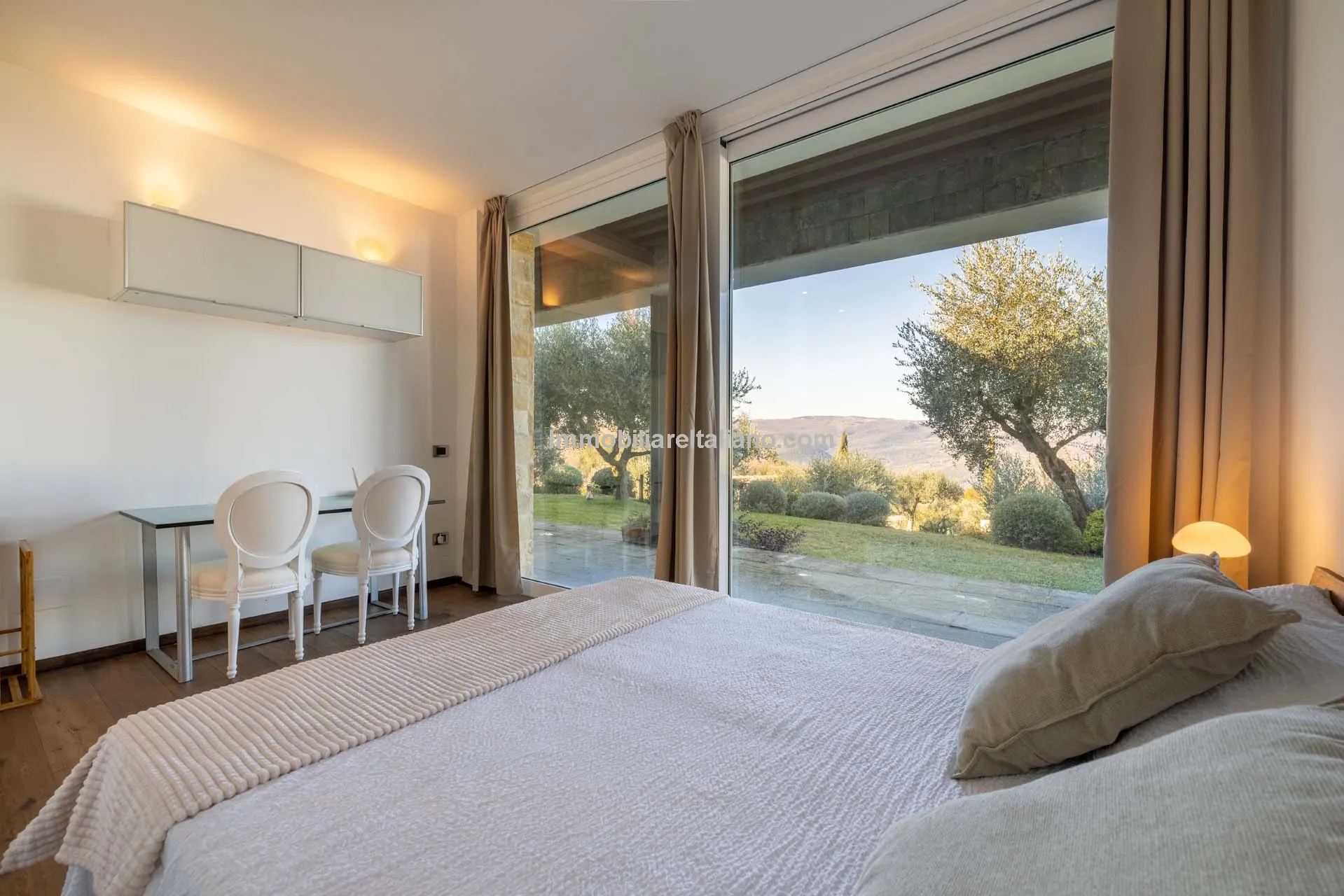 Contemporary 4-Bedroom Villa with Pool and Gardens in Scenic Todi, Umbria - View image 46 of 72