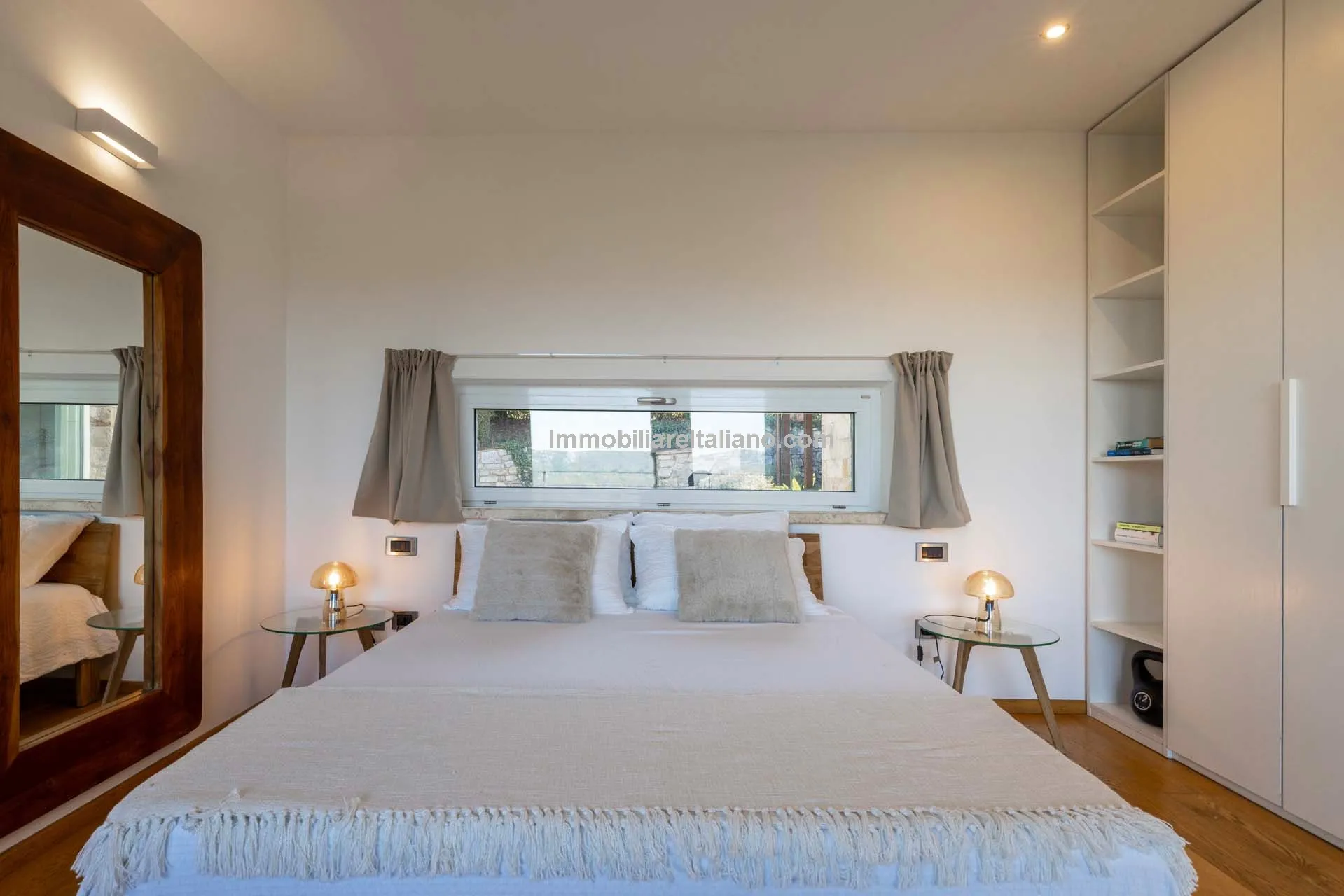 Contemporary 4-Bedroom Villa with Pool and Gardens in Scenic Todi, Umbria - View image 55 of 72