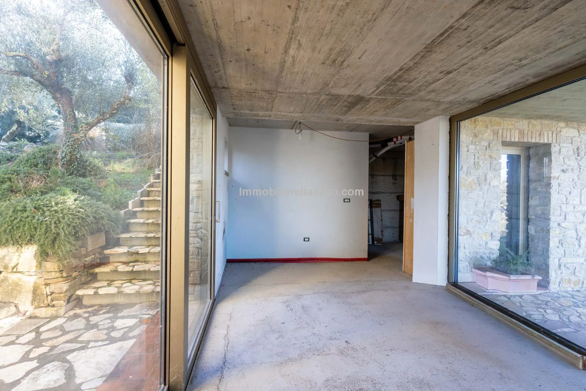 Contemporary 4-Bedroom Villa with Pool and Gardens in Scenic Todi, Umbria - View image 67 of 72