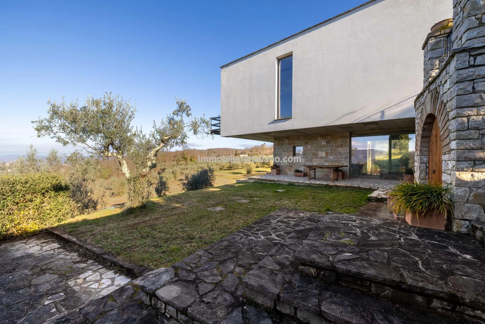Contemporary 4-Bedroom Villa with Pool and Gardens in Scenic Todi, Umbria - View image 72 of 72