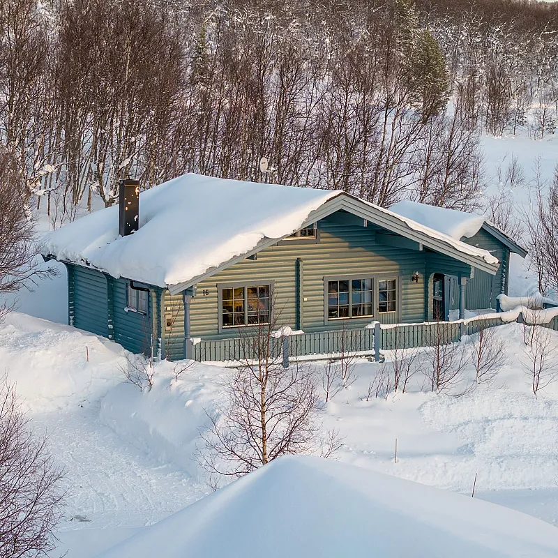 Scandinavian Country Retreat in Härjedalen with Prime Location