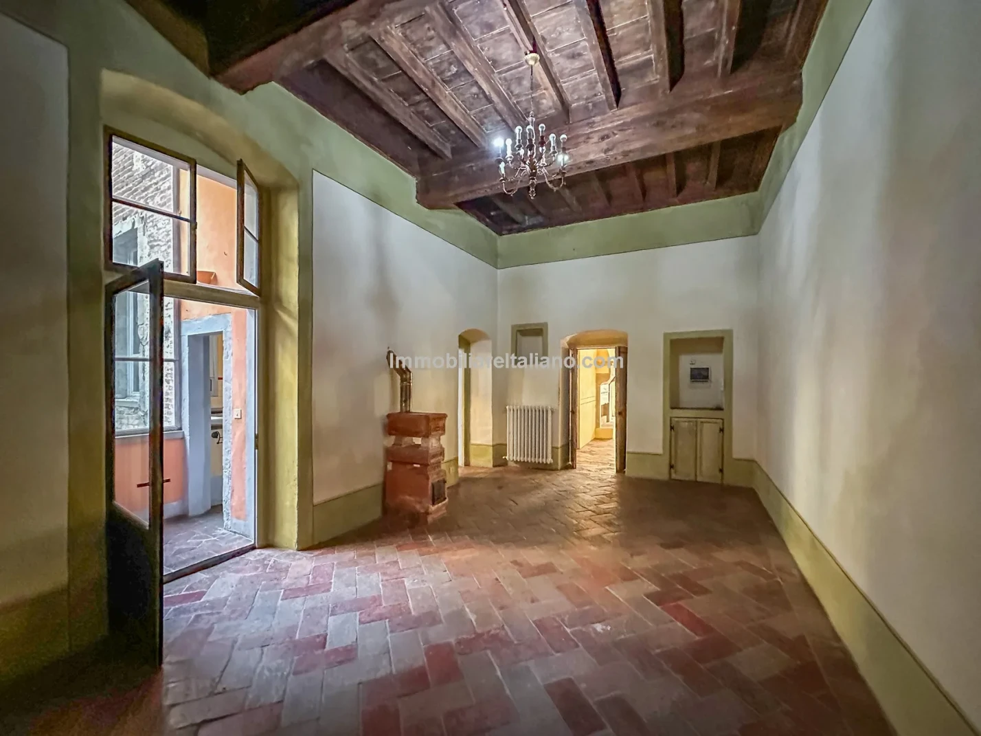 Huis met 3 slaapkamers en kelder in het historische Sansepolcro, Toscane - Bekijk afbeelding 7 van 36