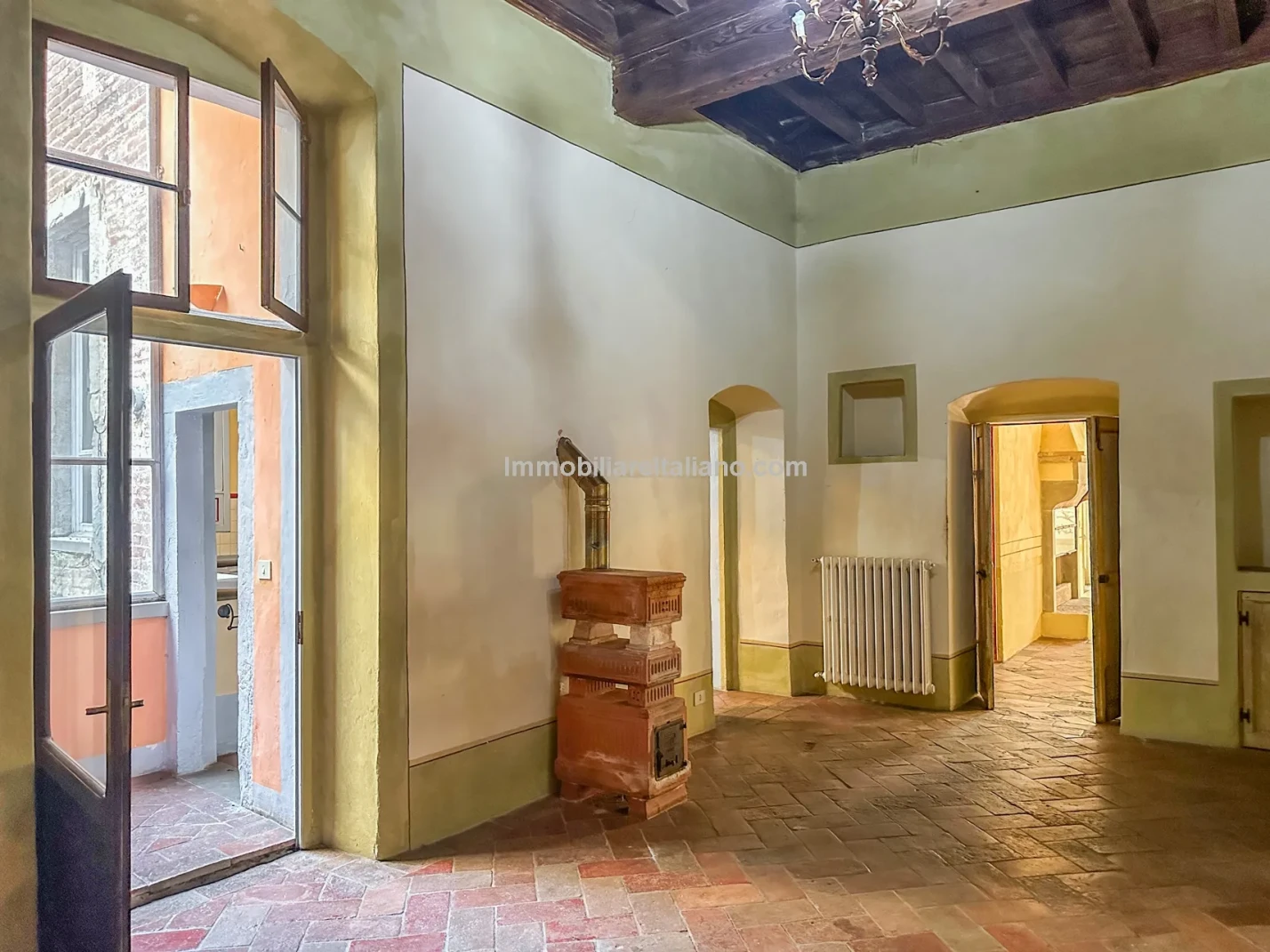 Huis met 3 slaapkamers en kelder in het historische Sansepolcro, Toscane - Bekijk afbeelding 8 van 36