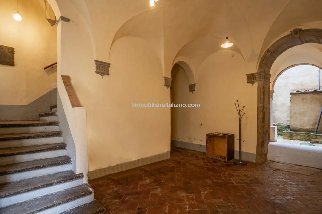 Huis met 3 slaapkamers en kelder in het historische Sansepolcro, Toscane - Bekijk afbeelding 30 van 36