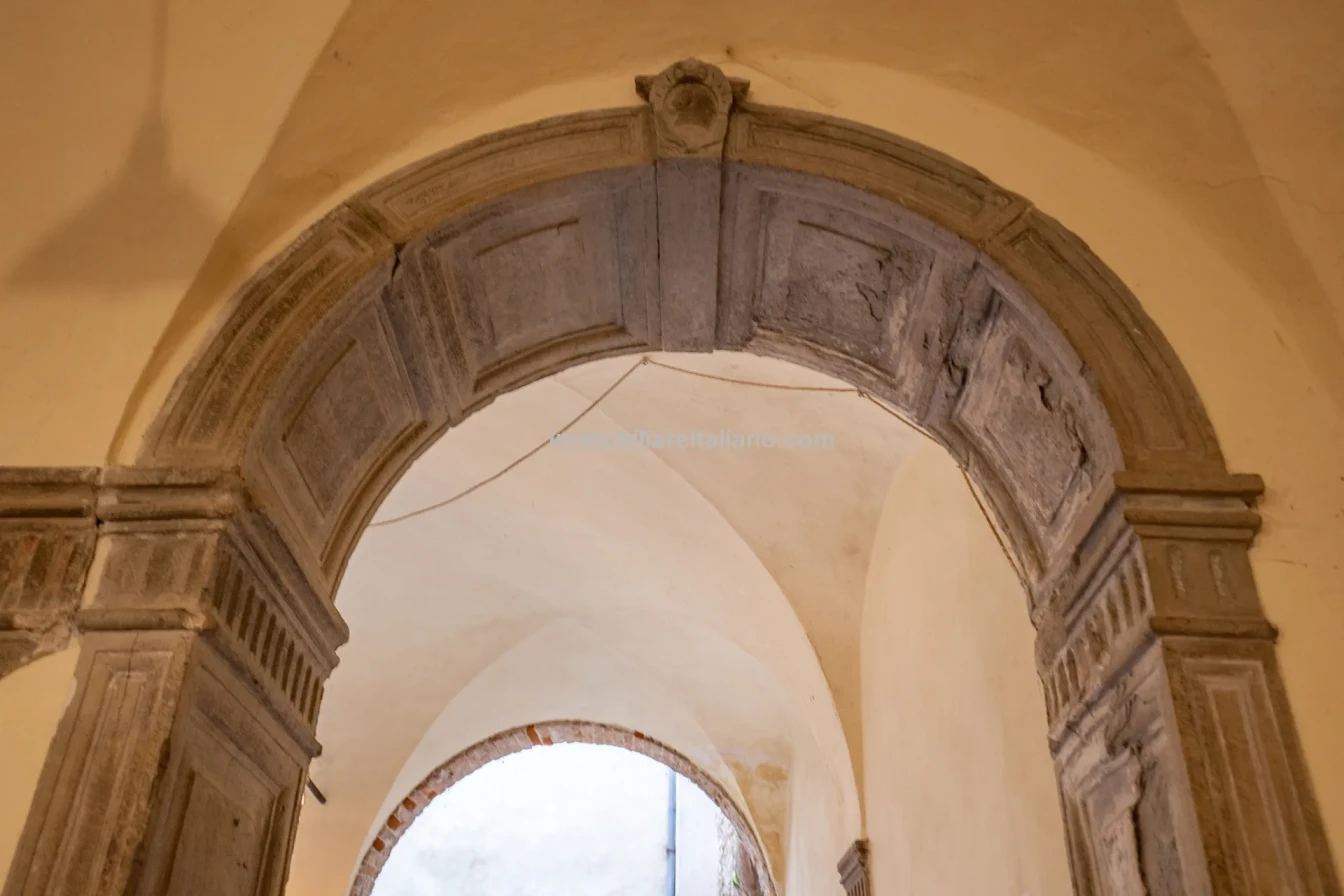 Huis met 3 slaapkamers en kelder in het historische Sansepolcro, Toscane - Bekijk afbeelding 32 van 36
