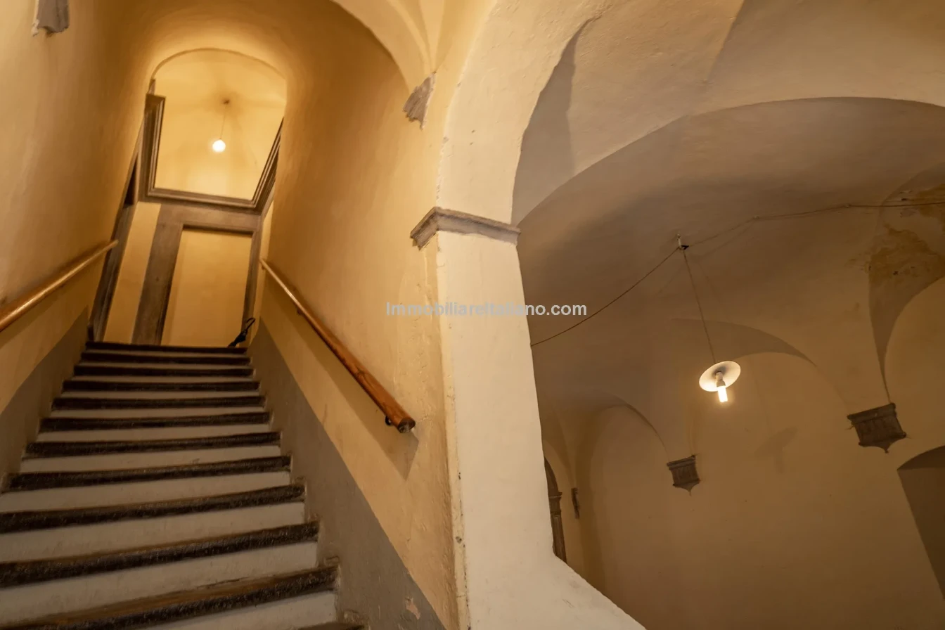 Huis met 3 slaapkamers en kelder in het historische Sansepolcro, Toscane - Bekijk afbeelding 36 van 36
