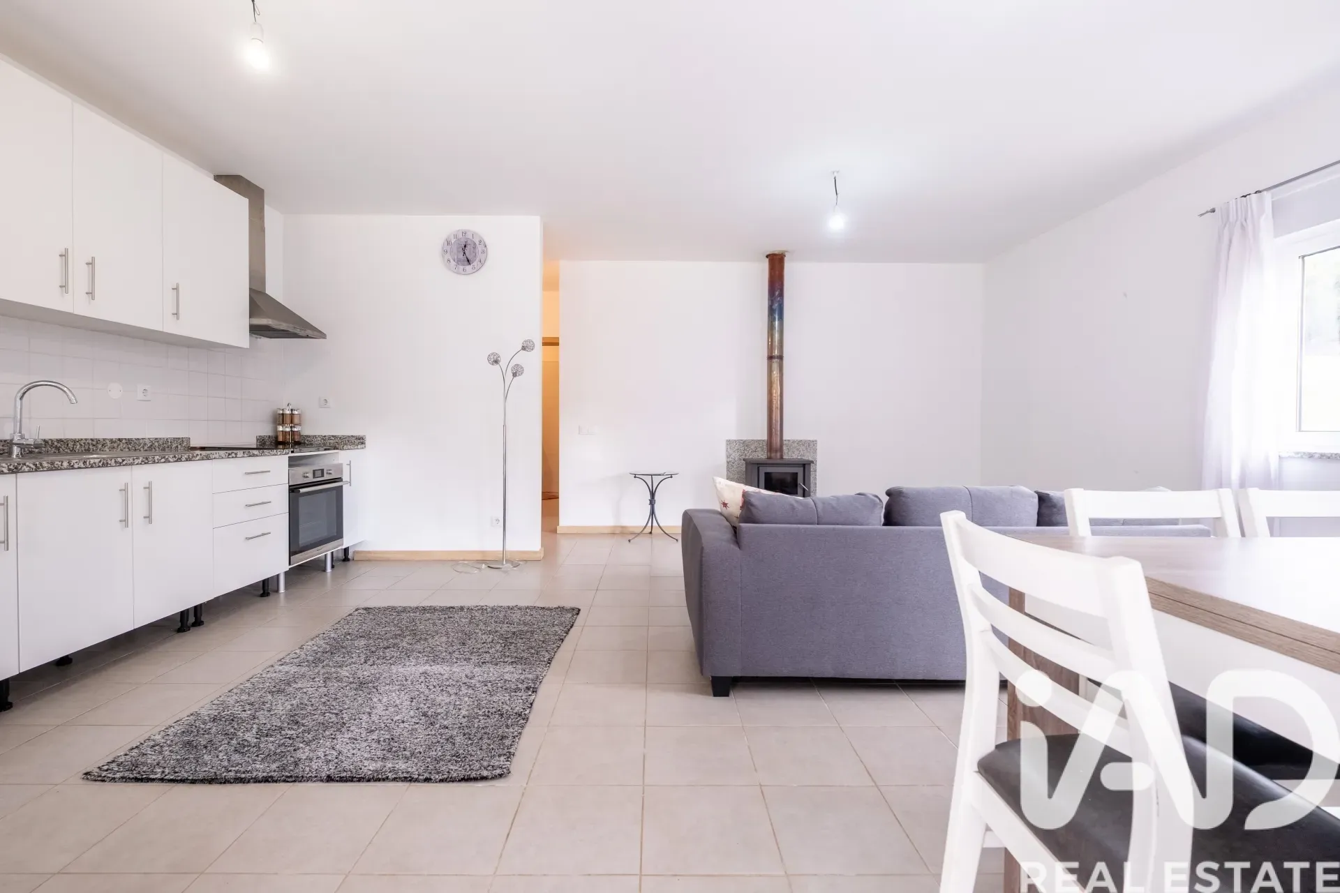 Contemporary 2-Bedroom House with Expansive Garden in Friumes, Portugal - View image 12 of 27