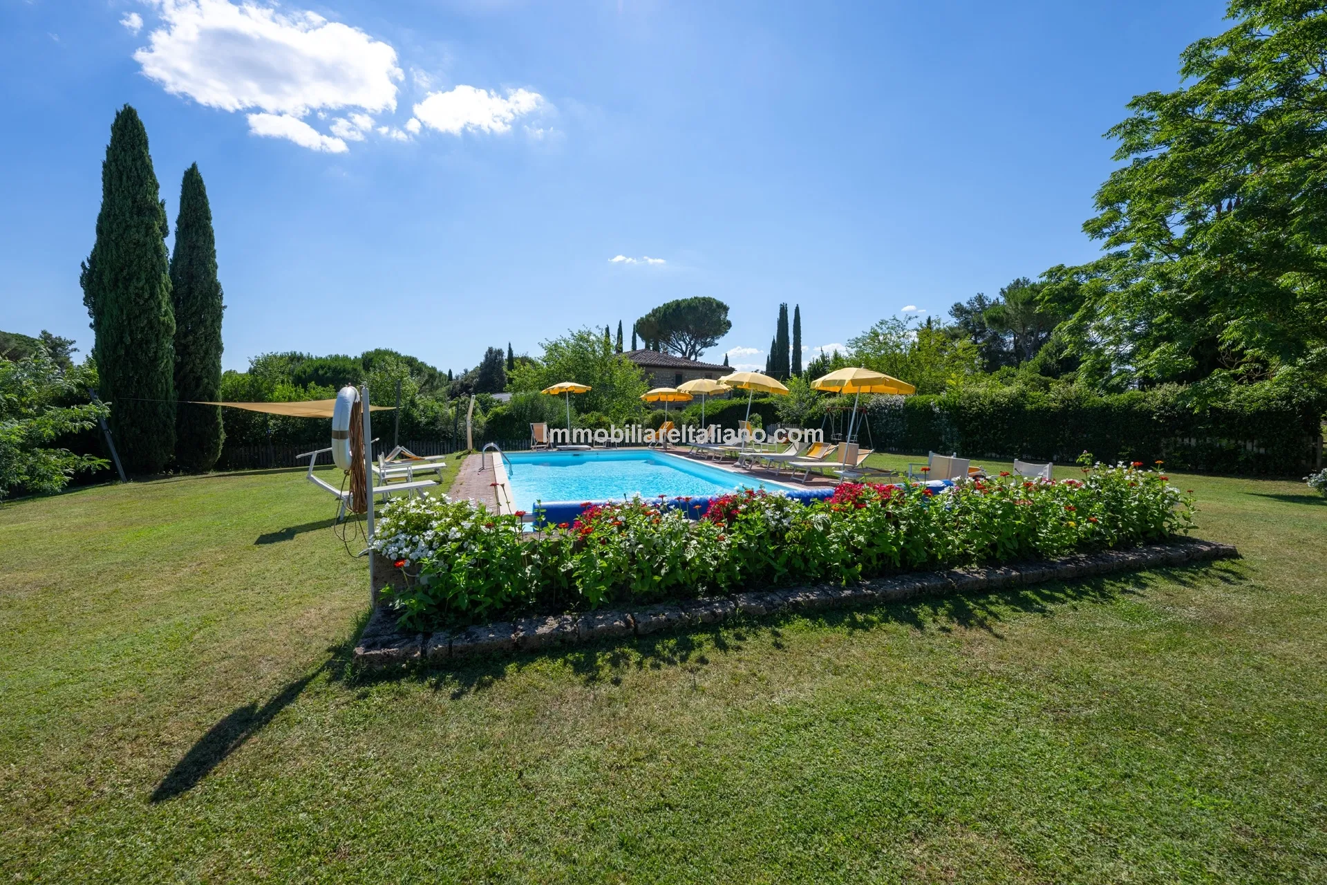 Tuscan Farmhouse with Agritourism Potential near Siena - View image 21 of 63