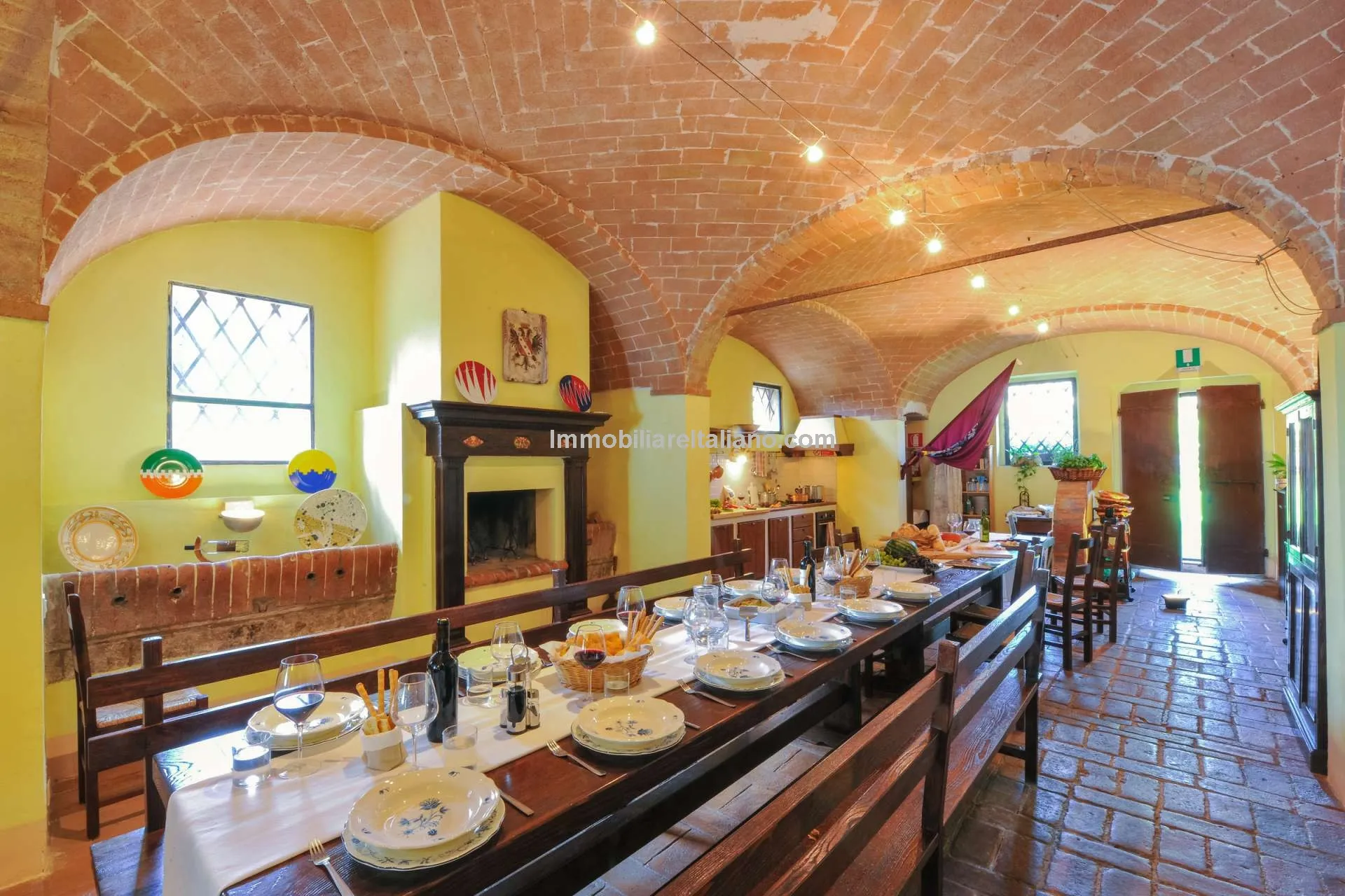 Tuscan Farmhouse with Agritourism Potential near Siena - View image 31 of 63