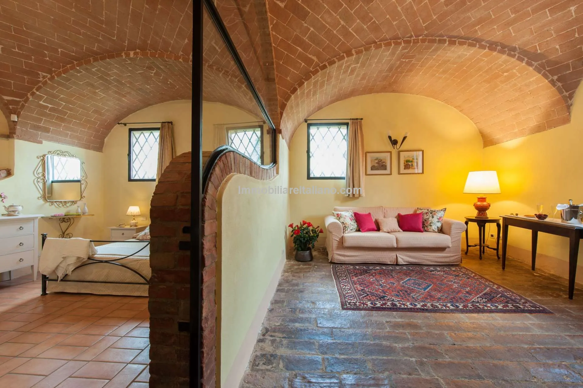 Tuscan Farmhouse with Agritourism Potential near Siena - View image 36 of 63