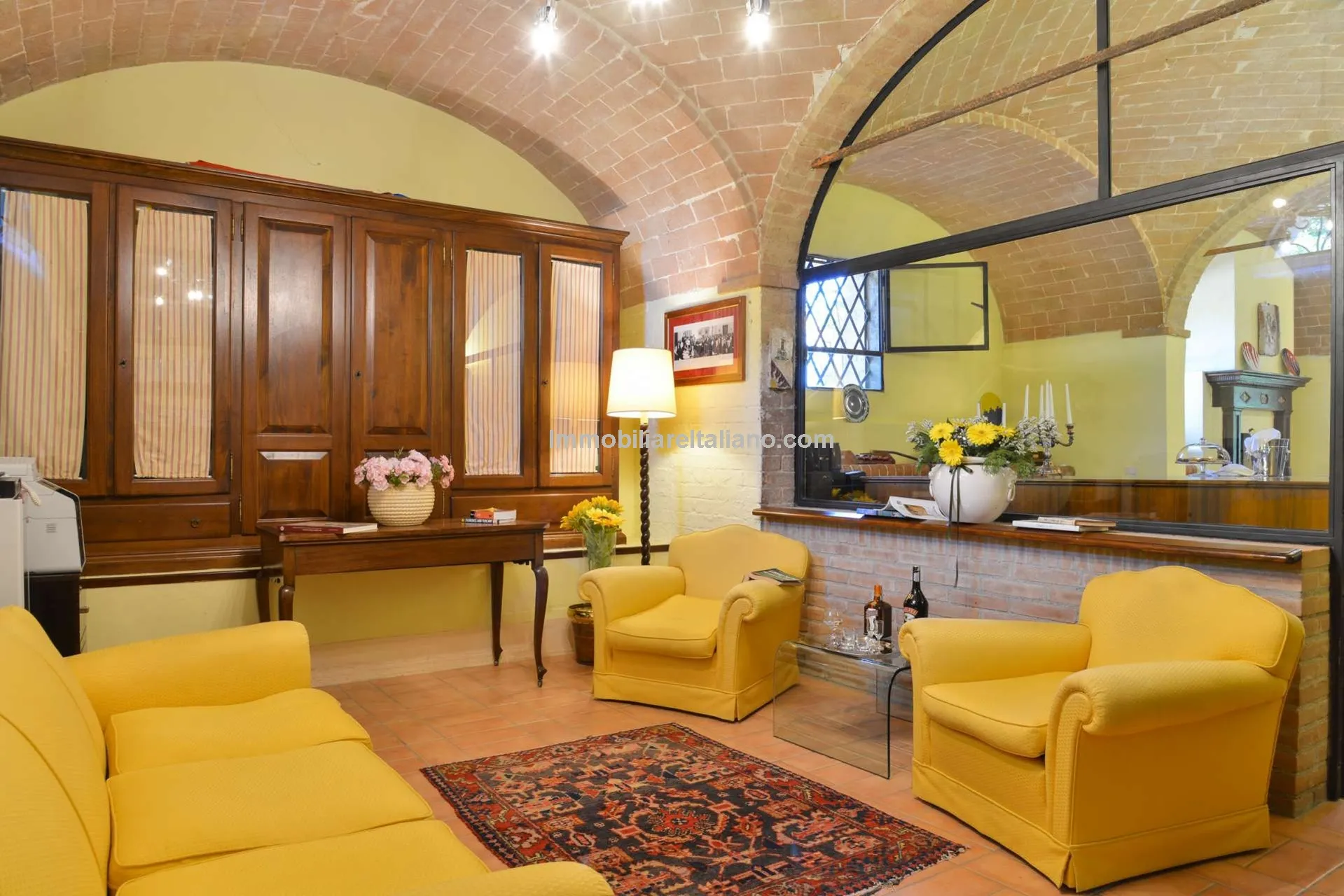 Tuscan Farmhouse with Agritourism Potential near Siena - View image 37 of 63
