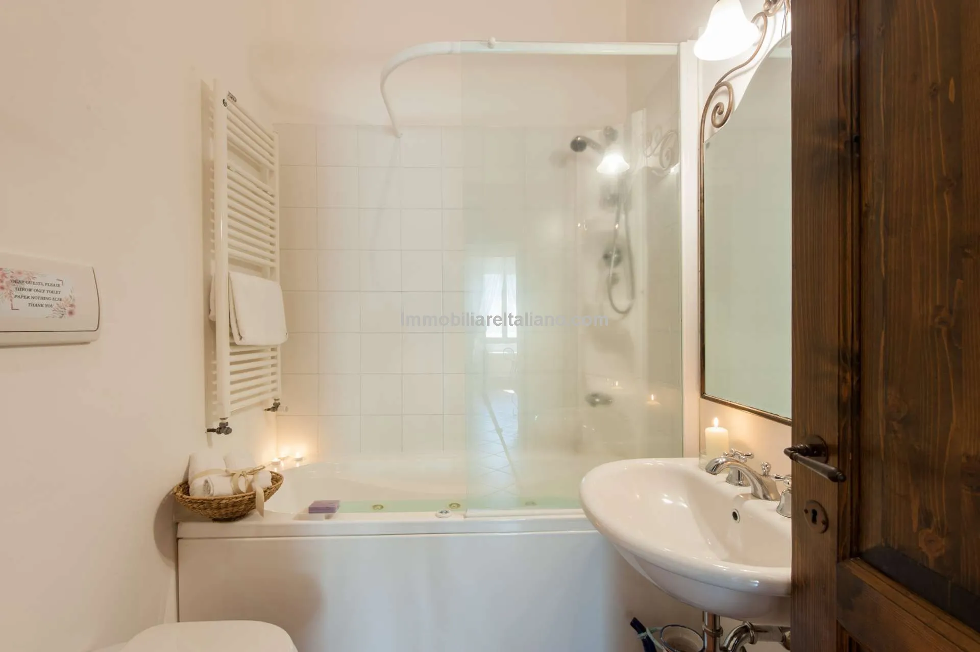 Tuscan Farmhouse with Agritourism Potential near Siena - View image 52 of 63