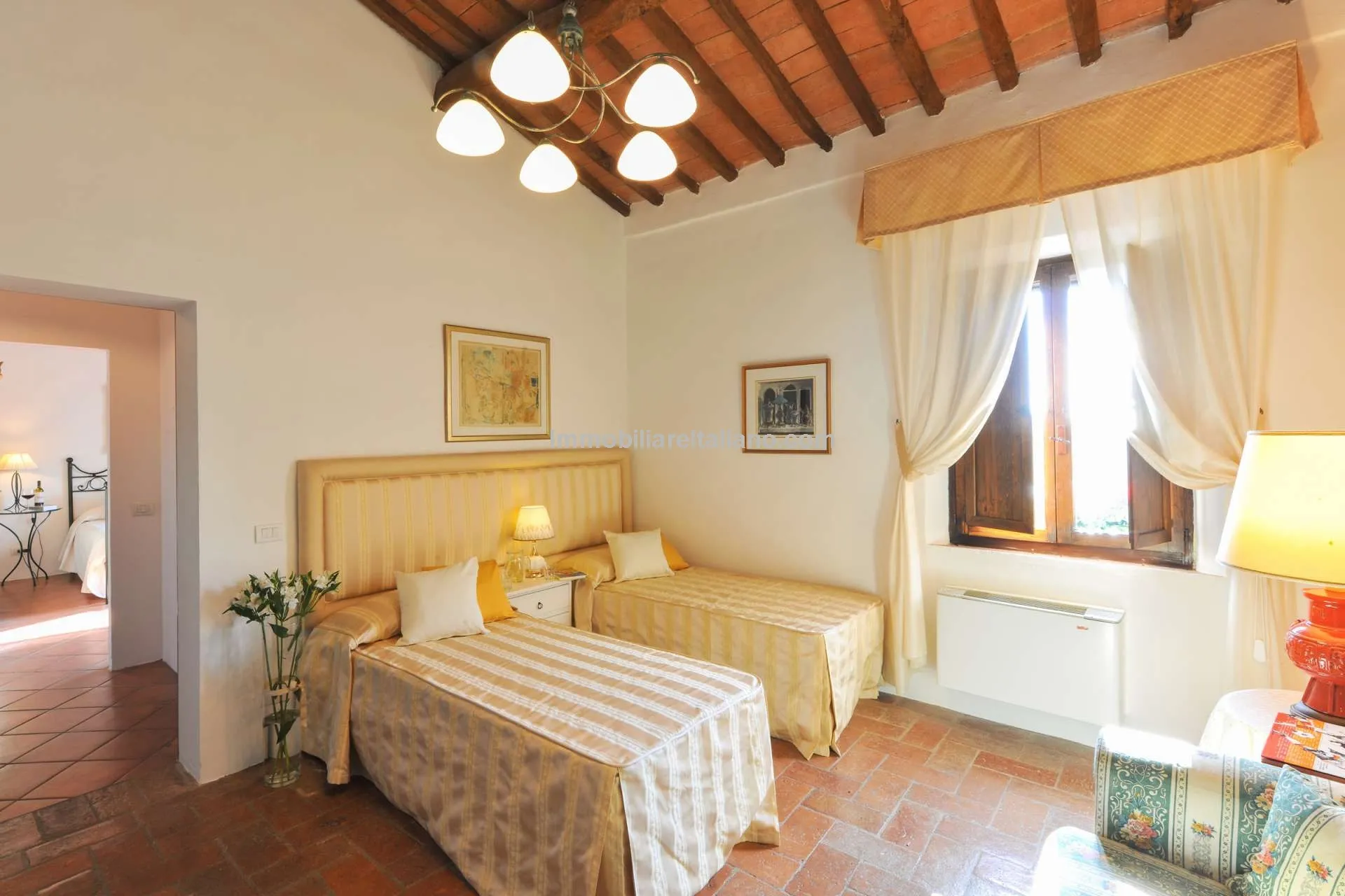 Tuscan Farmhouse with Agritourism Potential near Siena - View image 56 of 63