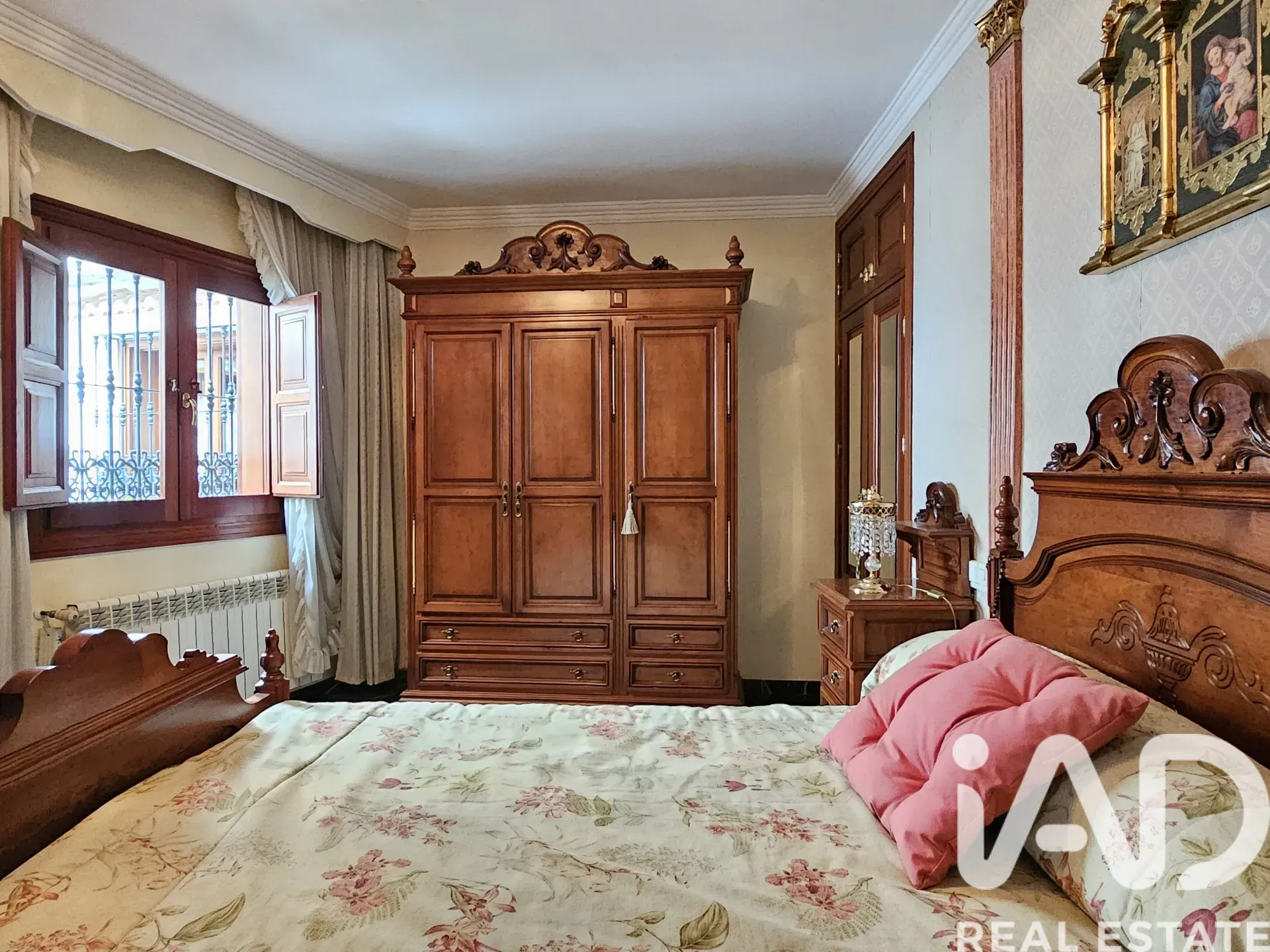 Spacious 4-Bedroom House with Balcony and Parking in Dúrcal, Andalusia - View image 9 of 37