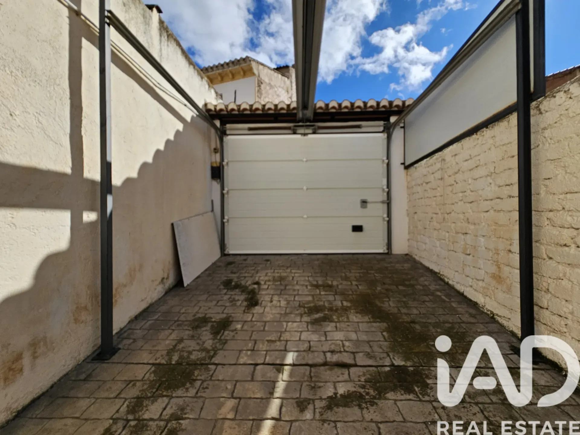 Spacious 4-Bedroom House with Balcony and Parking in Dúrcal, Andalusia - View image 36 of 37