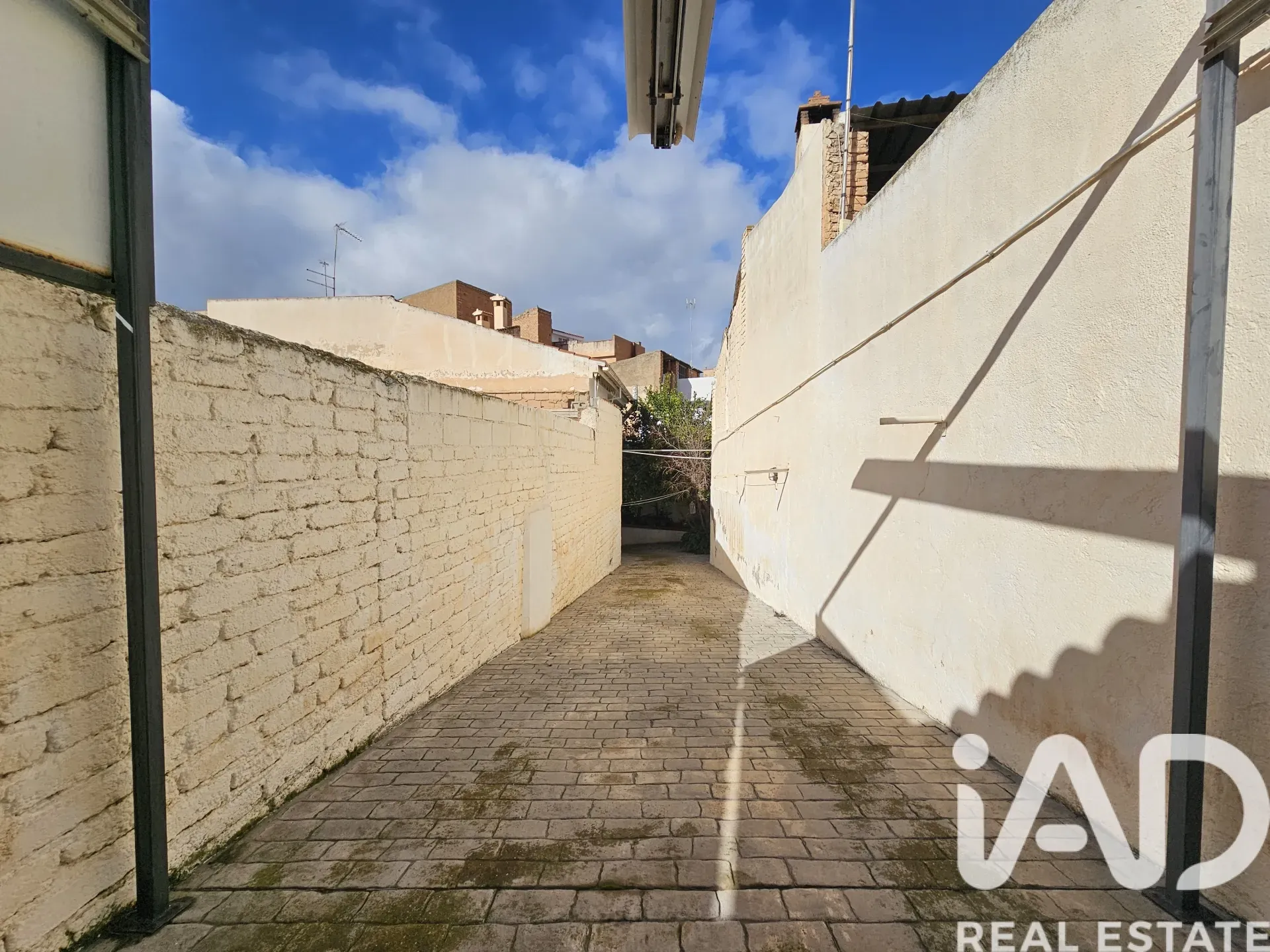 Spacious 4-Bedroom House with Balcony and Parking in Dúrcal, Andalusia - View image 37 of 37