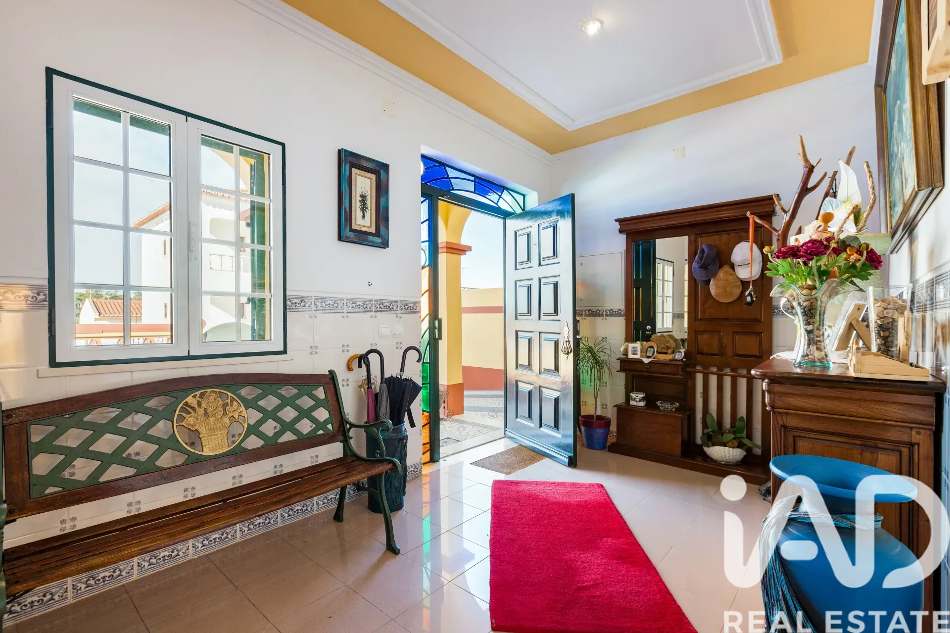 Rummeligt hus med 4 soveværelser, altan og parkeringsplads i Vila Viçosa - Vis billede 9 af 36