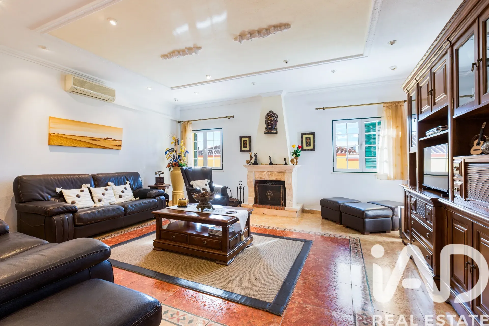 Rummeligt hus med 4 soveværelser, altan og parkeringsplads i Vila Viçosa - Vis billede 11 af 36