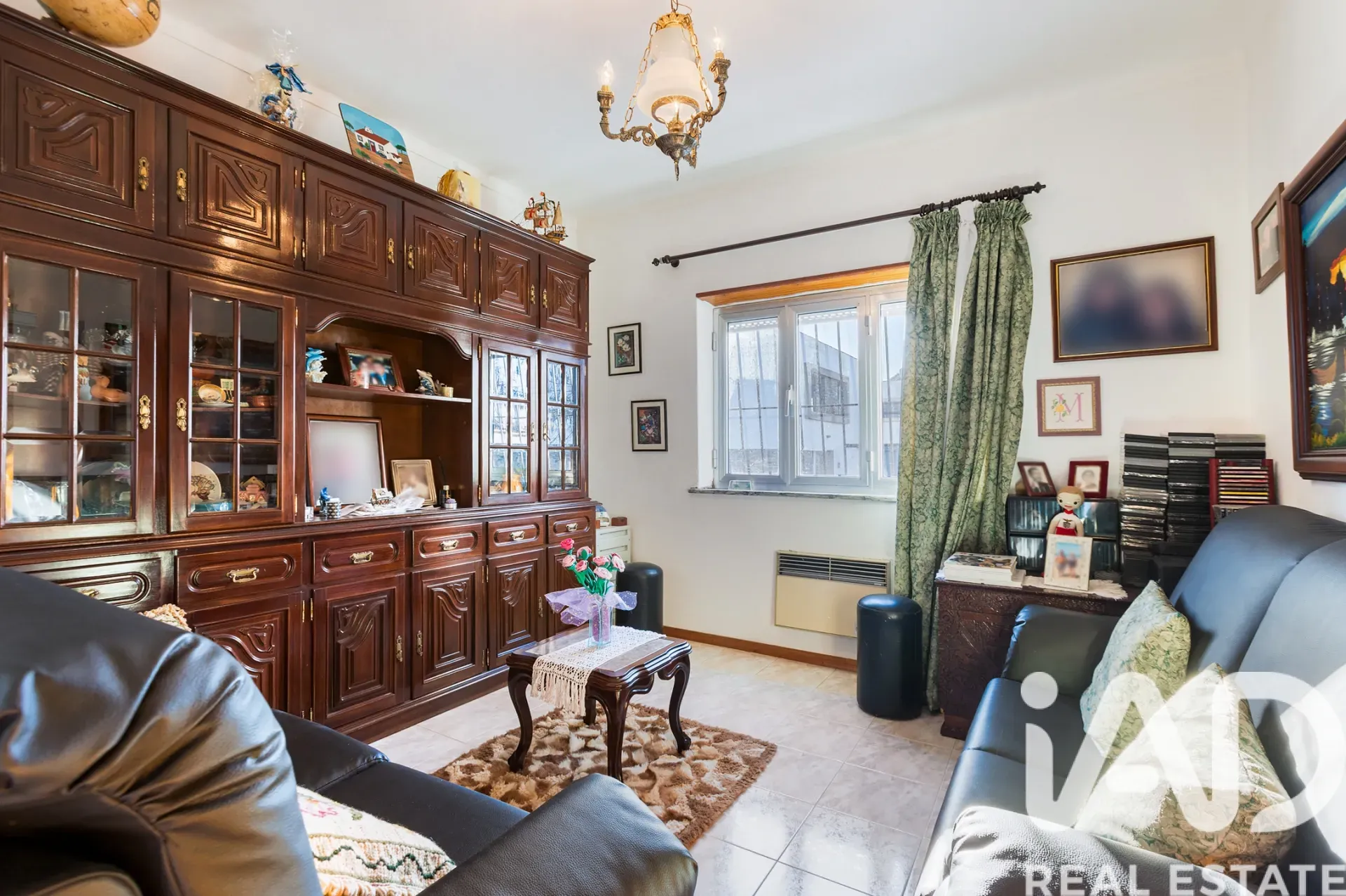 Spacious 6-Bedroom House with Garden and Balcony in Évora, Portugal - View image 13 of 33