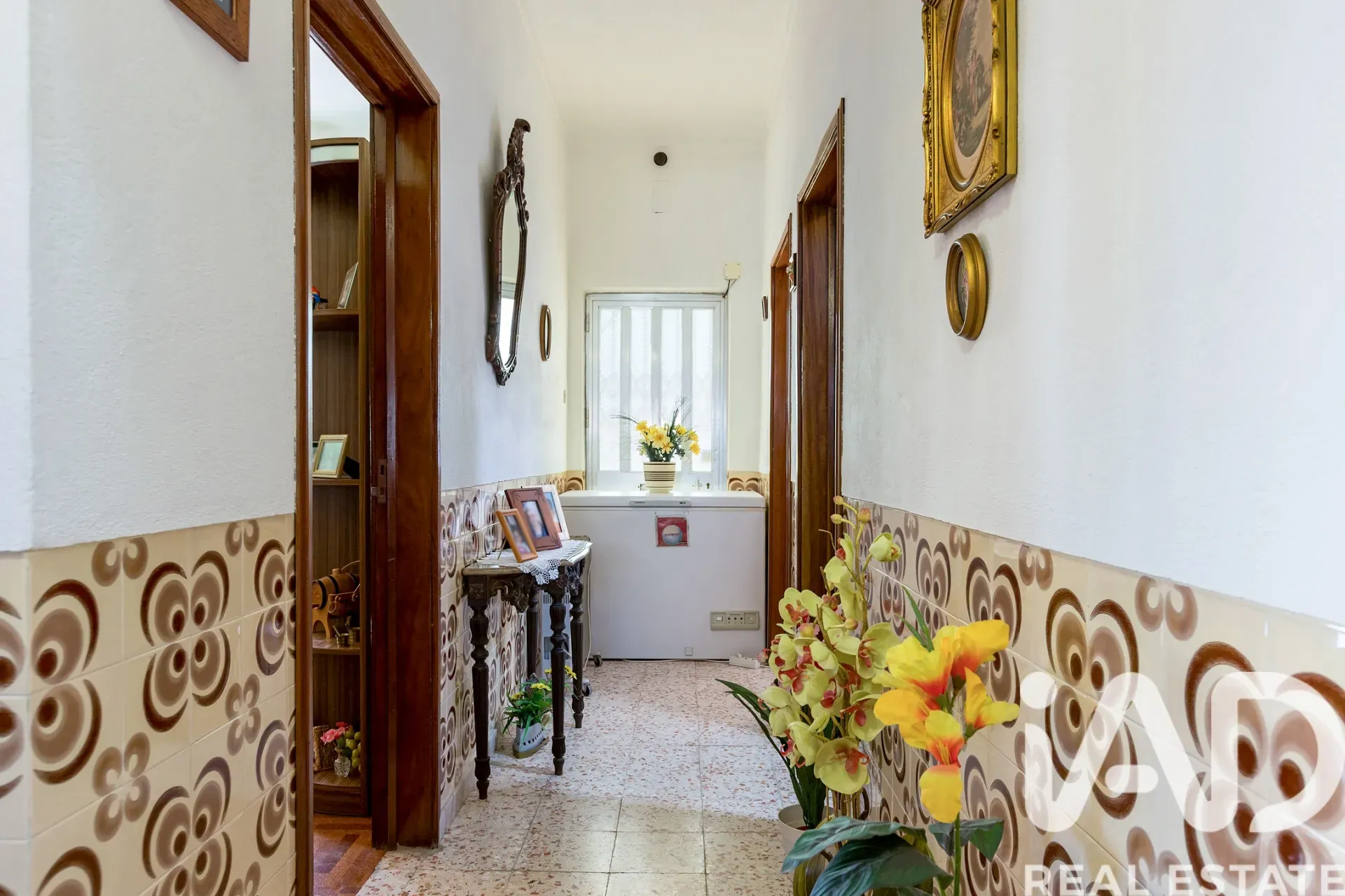 Spacious 6-Bedroom House with Garden and Balcony in Évora, Portugal - View image 16 of 33