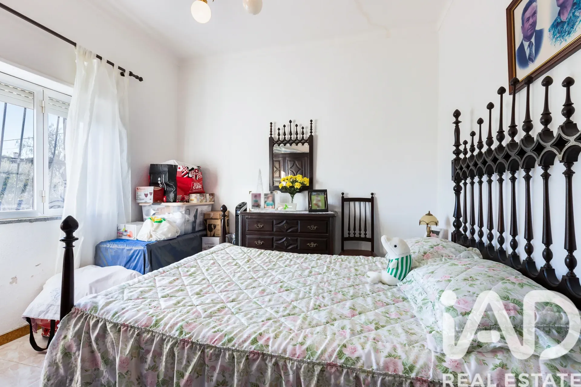 Spacious 6-Bedroom House with Garden and Balcony in Évora, Portugal - View image 21 of 33