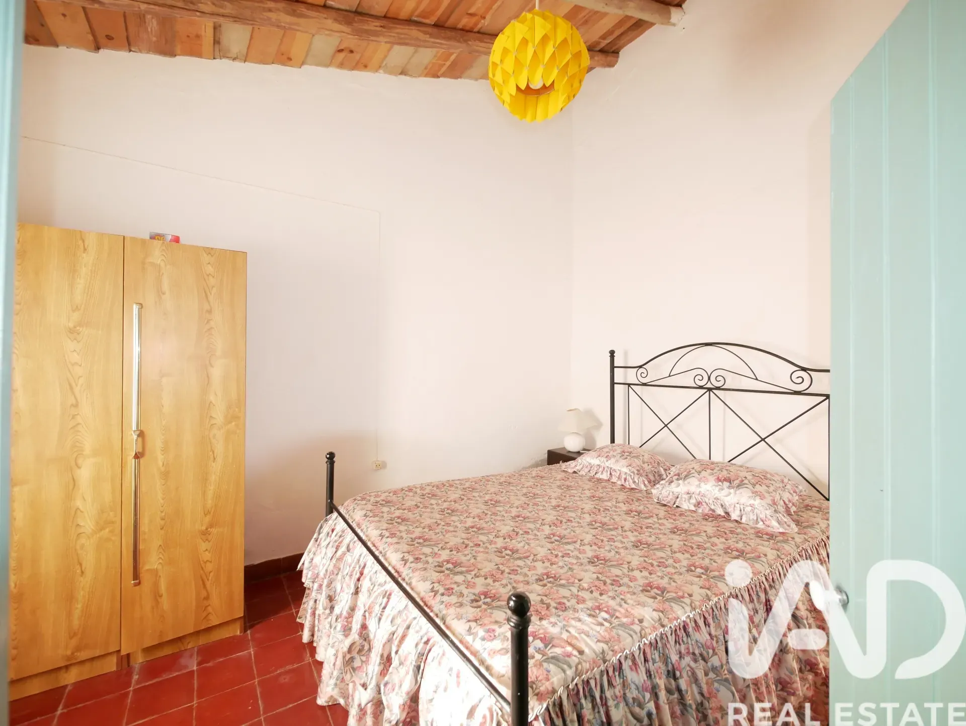 1950s Three-Bedroom House with Expansive Garden in Alentejo, Portugal - View image 11 of 40