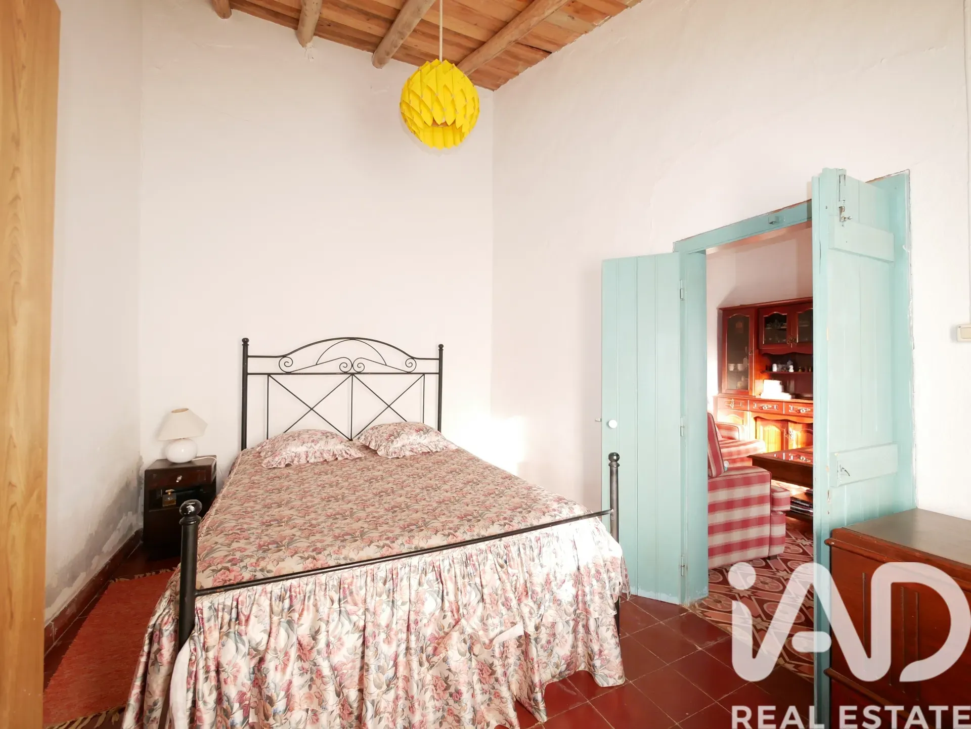 1950s Three-Bedroom House with Expansive Garden in Alentejo, Portugal - View image 12 of 40