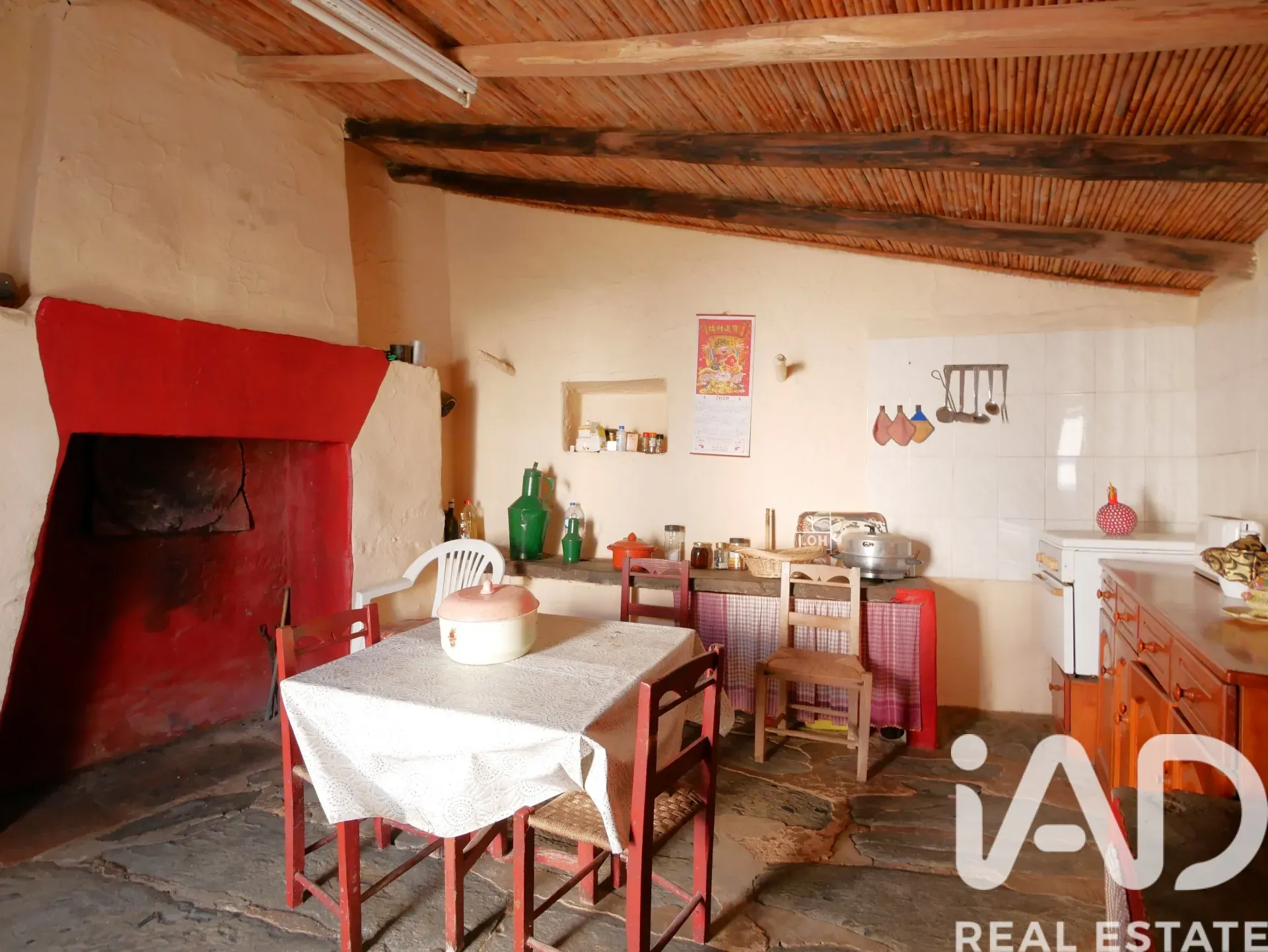 1950s Three-Bedroom House with Expansive Garden in Alentejo, Portugal - View image 31 of 40