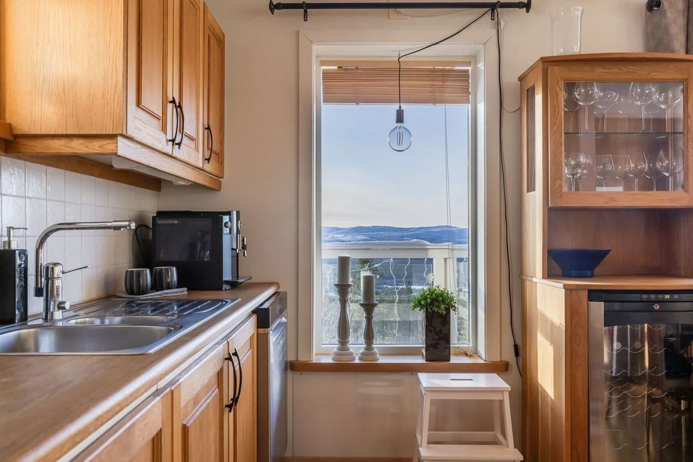 4-Bedroom Furnished House with Expansive Garden in Björnrike, Sweden - View image 9 of 44