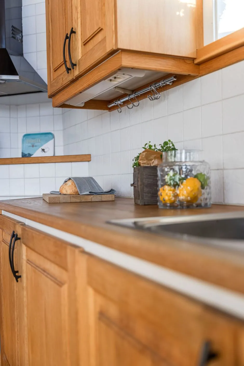 4-Bedroom Furnished House with Expansive Garden in Björnrike, Sweden - View image 10 of 44