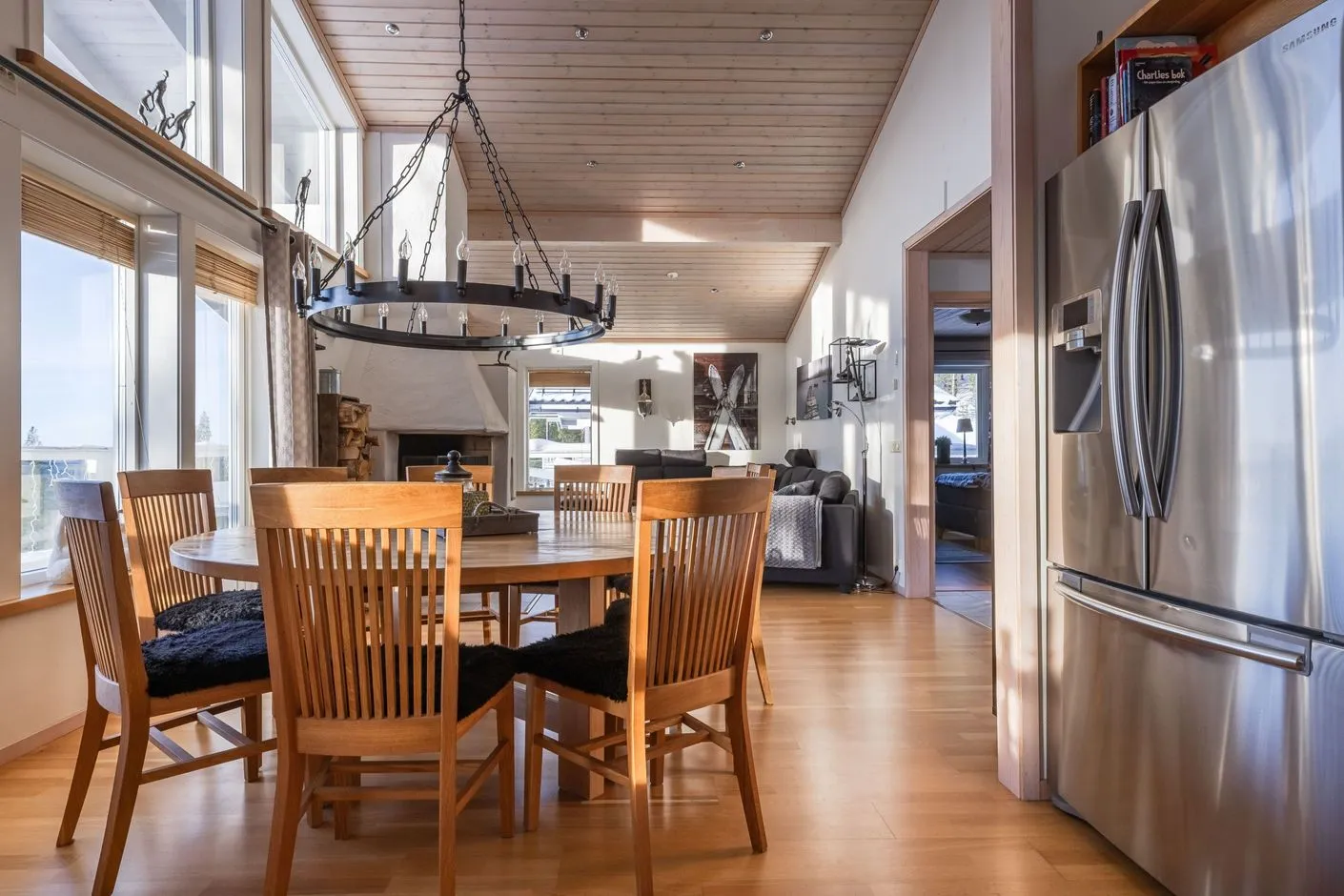 4-Bedroom Furnished House with Expansive Garden in Björnrike, Sweden - View image 11 of 44