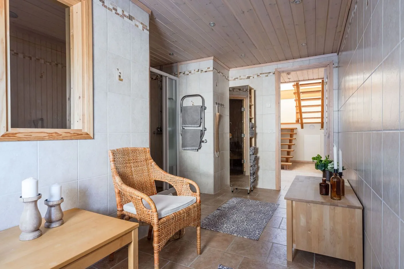 4-Bedroom Furnished House with Expansive Garden in Björnrike, Sweden - View image 23 of 44