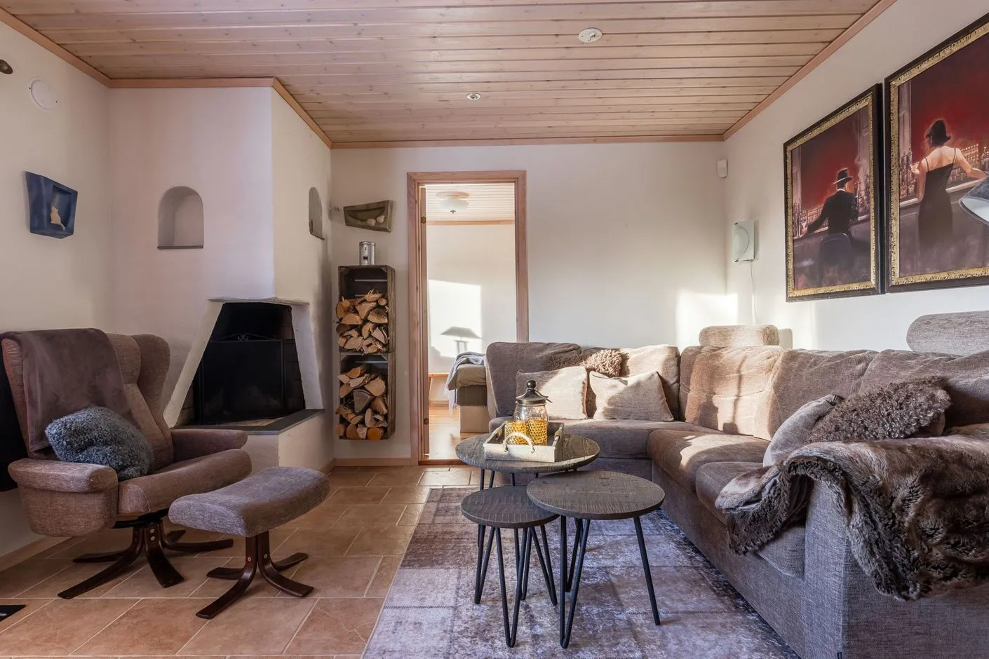 4-Bedroom Furnished House with Expansive Garden in Björnrike, Sweden - View image 31 of 44