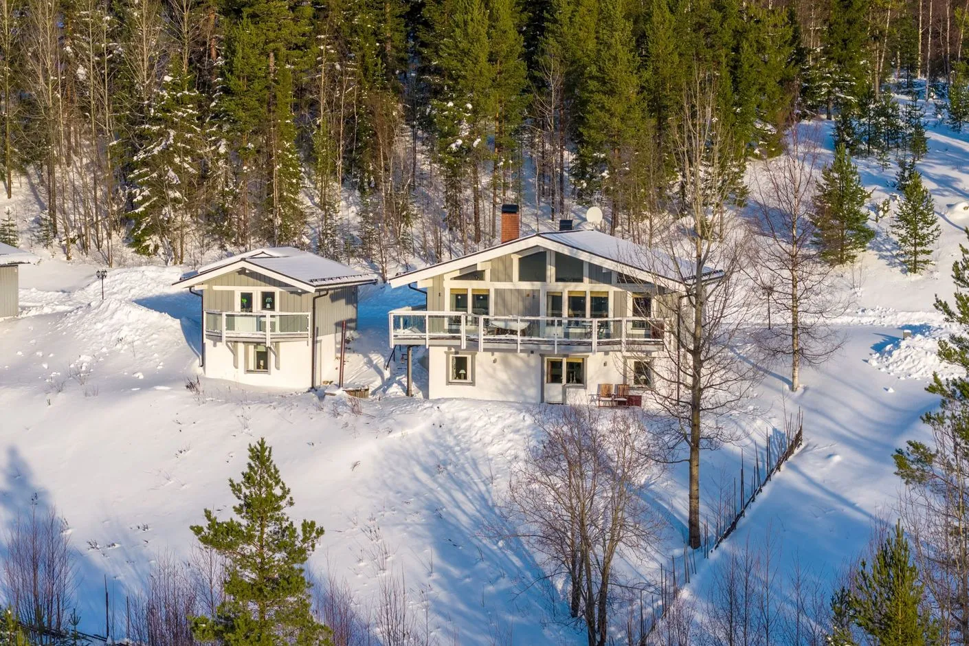 4-Bedroom Furnished House with Expansive Garden in Björnrike, Sweden - View image 40 of 44