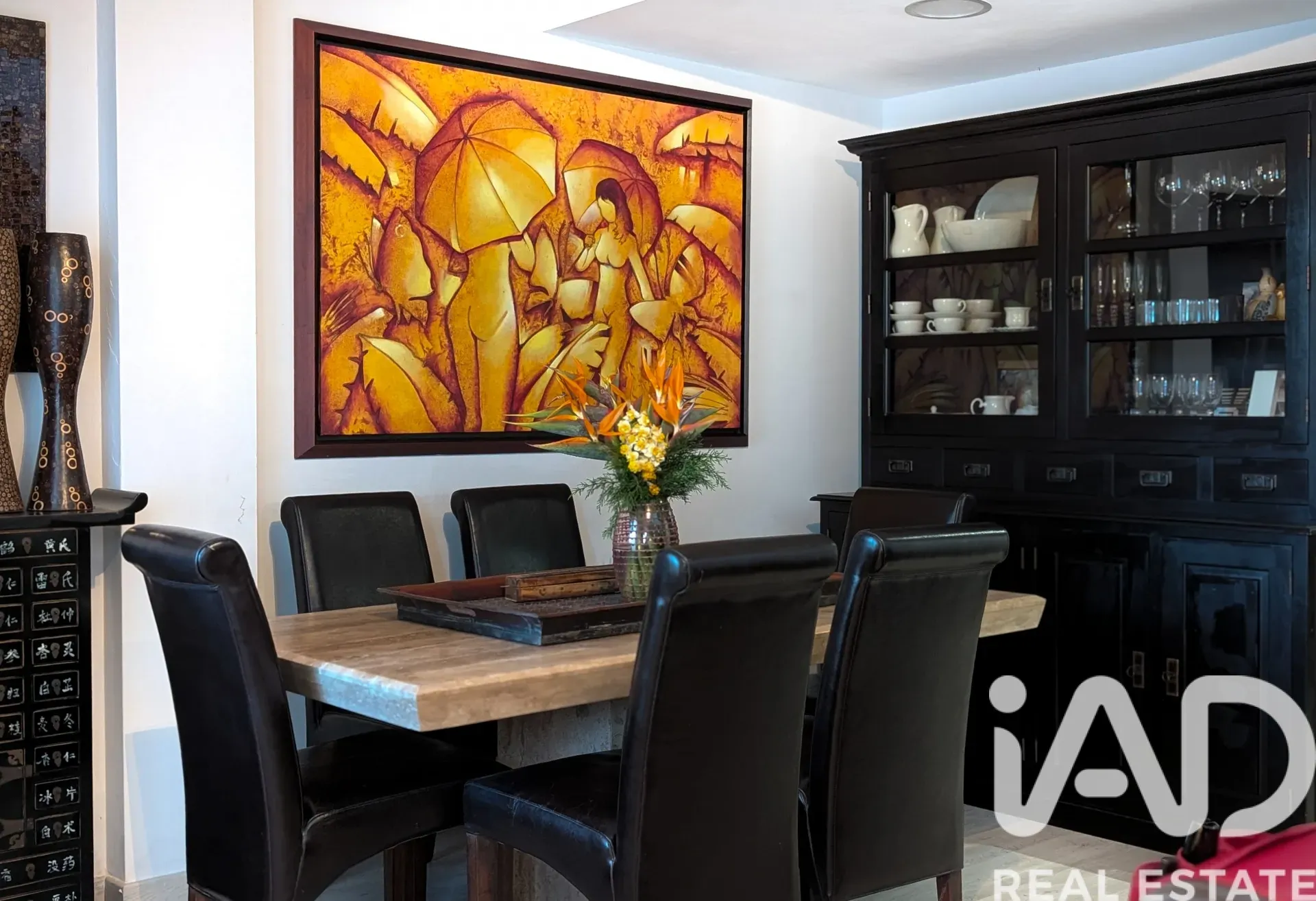 Spacious 4-Bedroom Family Home with Garden in El Sauzal, Spain - View image 6 of 30