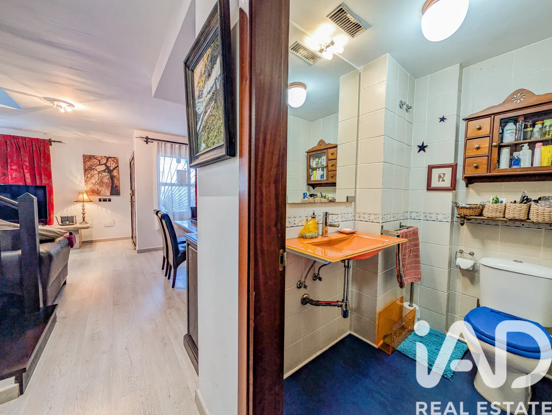 Spacious 4-Bedroom Family Home with Garden in El Sauzal, Spain - View image 9 of 30