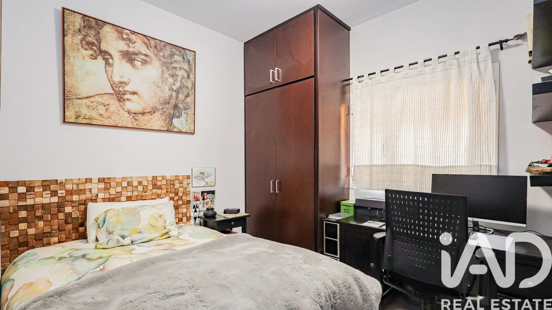 Spacious 4-Bedroom Family Home with Garden in El Sauzal, Spain - View image 21 of 30