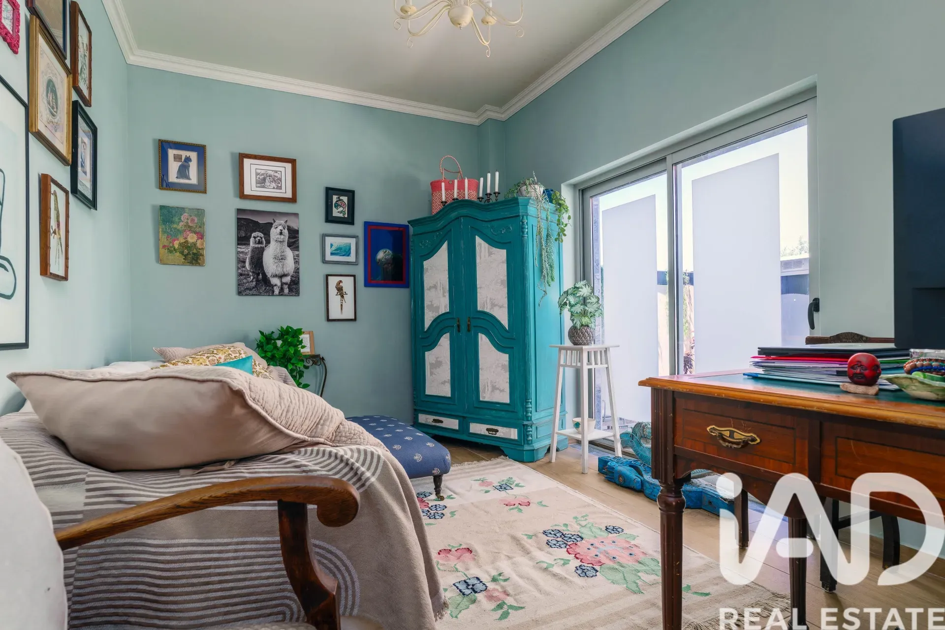 Contemporary 3-Bedroom Villa with Pool and Terrace in Algarve's Olhão - View image 19 of 29