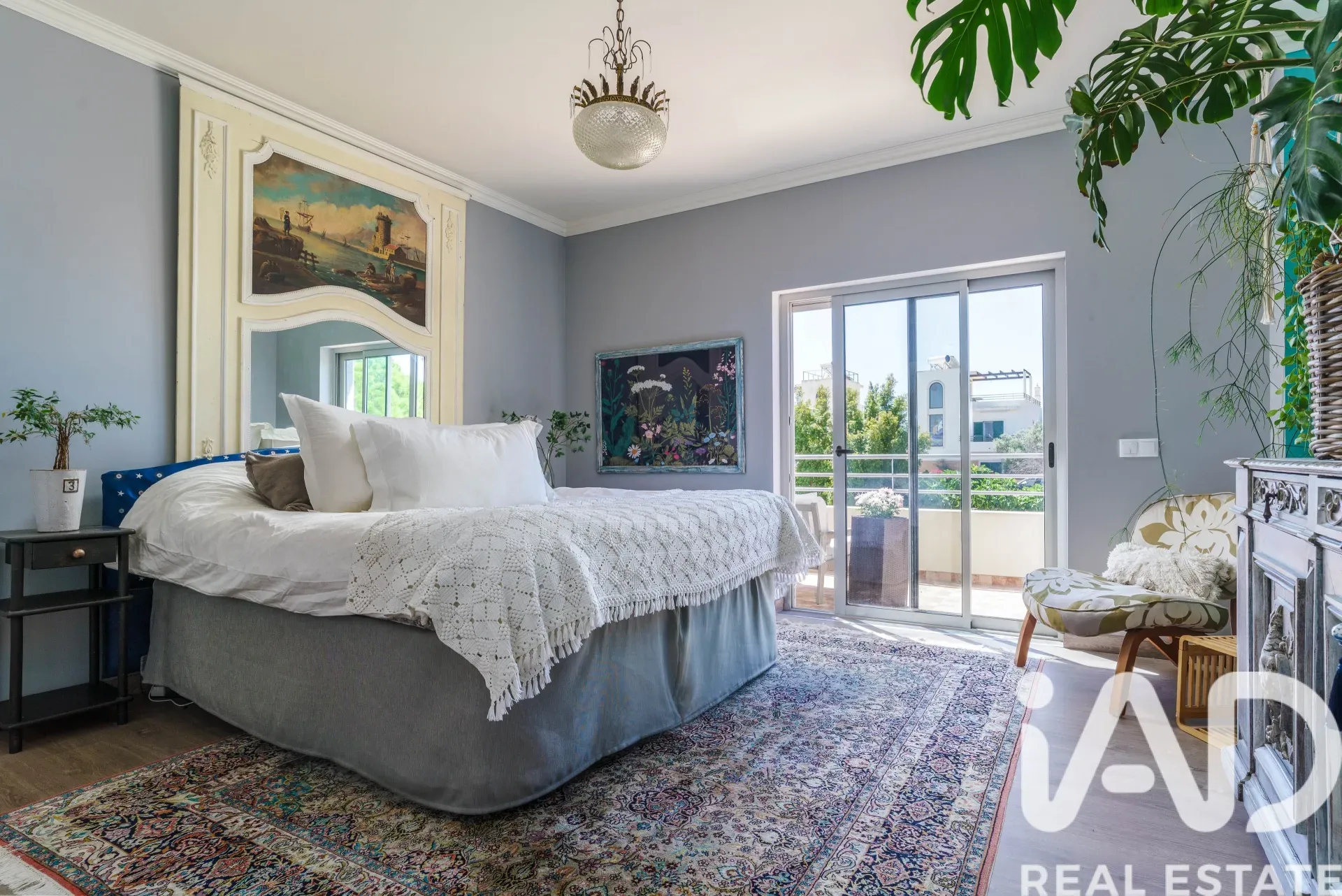 Contemporary 3-Bedroom Villa with Pool and Terrace in Algarve's Olhão - View image 24 of 29