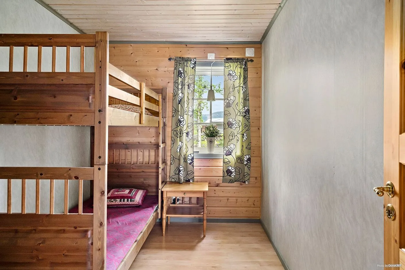 Scandinavian Retreat: 3-Bedroom House with Garden in Saxnäs, Sweden - View image 12 of 34